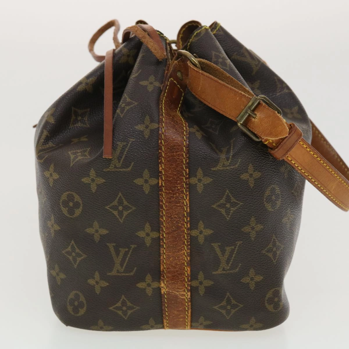 LOUIS VUITTON Monogram Petit Noe Shoulder Bag M42226 LV ar9234