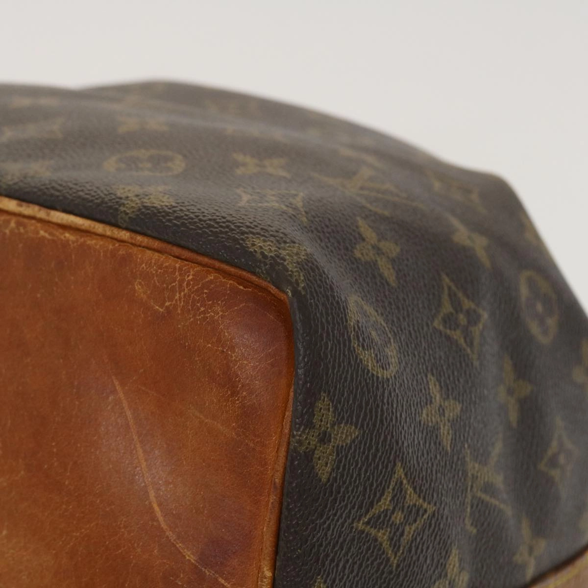 LOUIS VUITTON Monogram Petit Noe Shoulder Bag M42226 LV ar9234