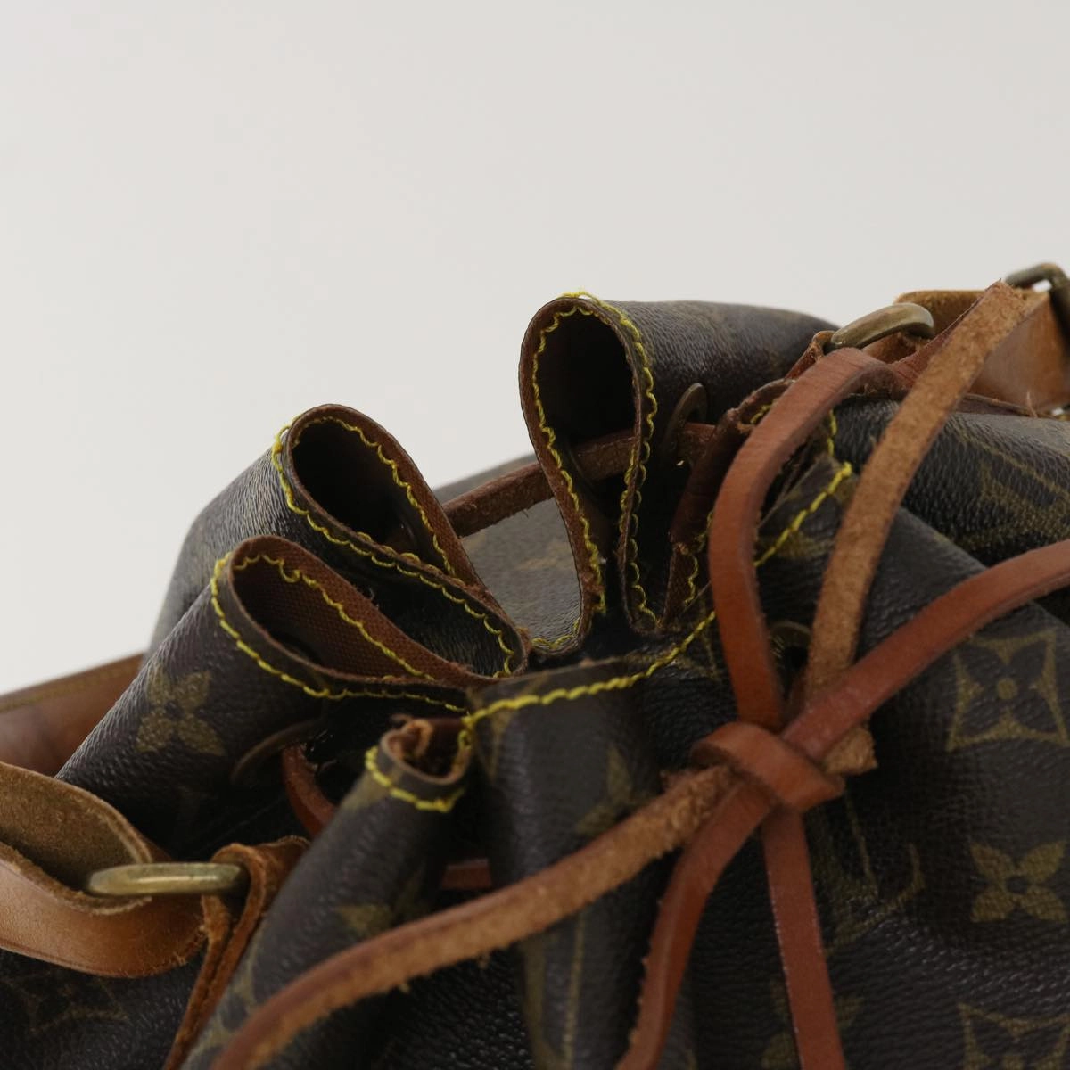 LOUIS VUITTON Monogram Petit Noe Shoulder Bag M42226 LV ar9234