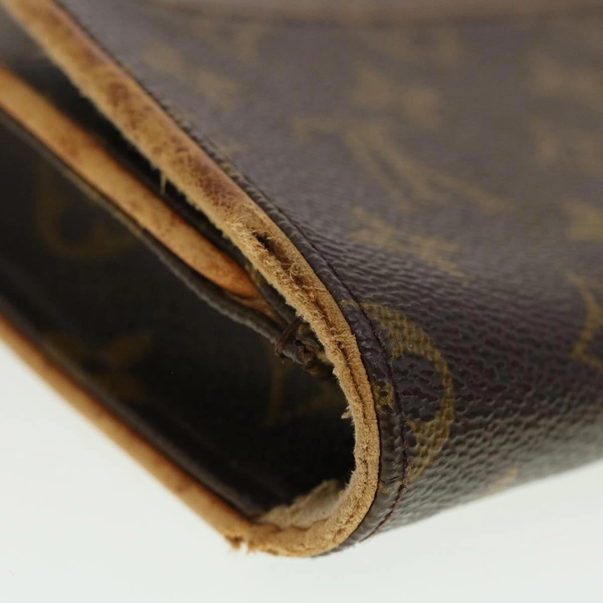 LOUIS VUITTON Monogram Pochette Twin GM Shoulder Bag M51852 LV yk6400