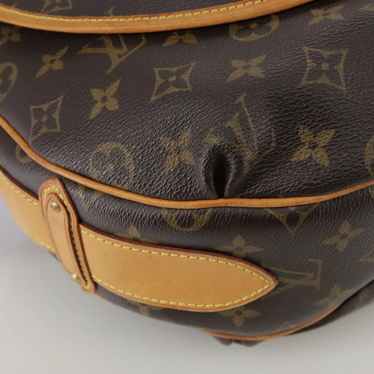 LOUIS VUITTON Monogram Tolum GM Shoulder Bag M40075 LV 104442