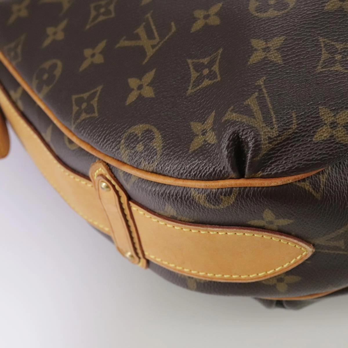 LOUIS VUITTON Monogram Tolum GM Shoulder Bag M40075 LV 104442