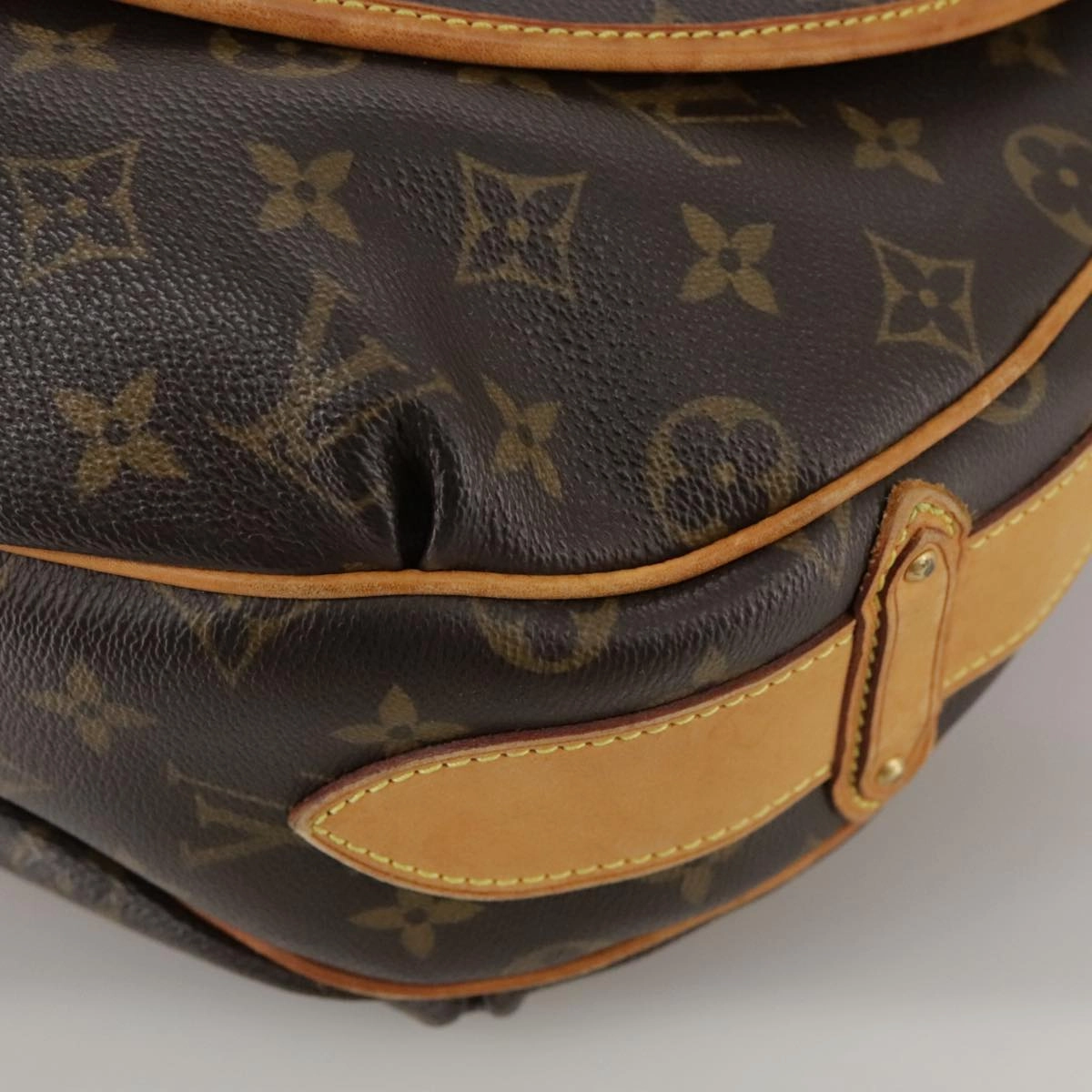 LOUIS VUITTON Monogram Tolum GM Shoulder Bag M40075 LV 104442