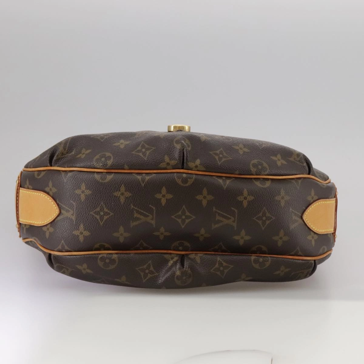 LOUIS VUITTON Monogram Tolum GM Shoulder Bag M40075 LV 104442