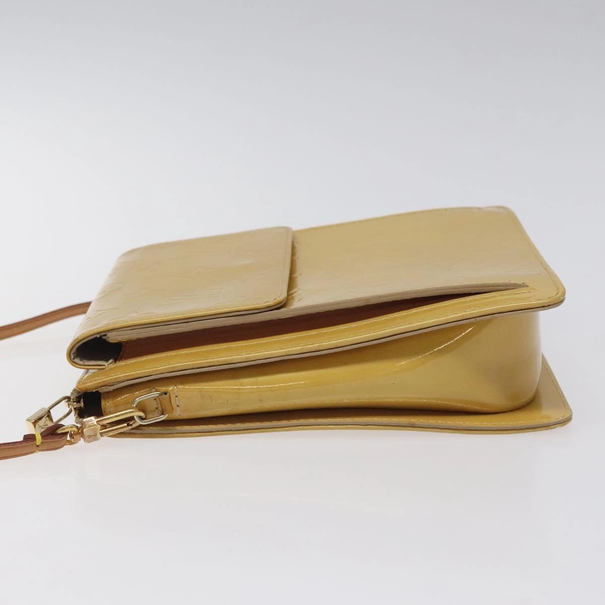 Louis Vuitton Mott Patent Leather Shoulder Bag (Pre-Owned)