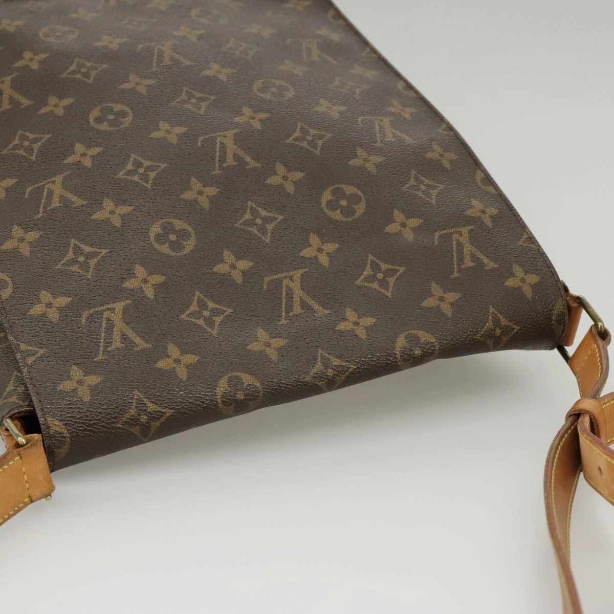 Louis Vuitton Musette Salsa Brown Canvas Shoulder Bag