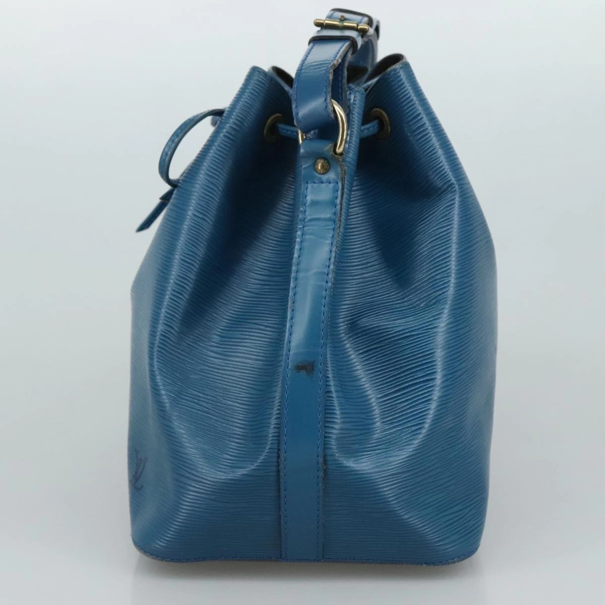 Louis Vuitton No Blue Leather Shoulder Bag