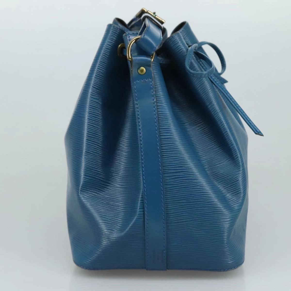 Louis Vuitton No Blue Leather Shoulder Bag