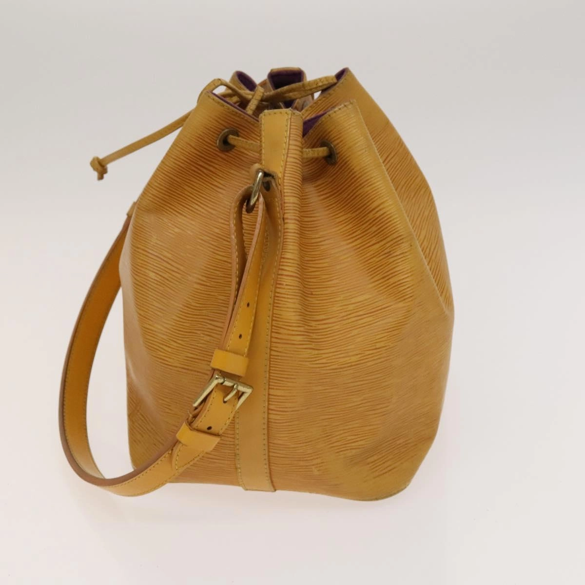 Louis Vuitton No Leather Shoulder Bag (Pre-Owned)