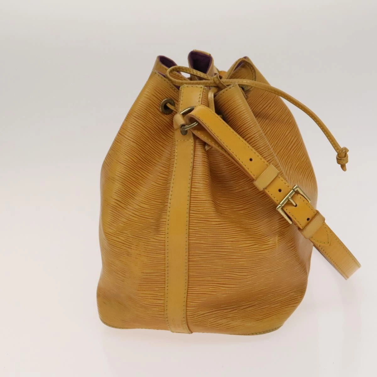 Louis Vuitton No Leather Shoulder Bag (Pre-Owned)