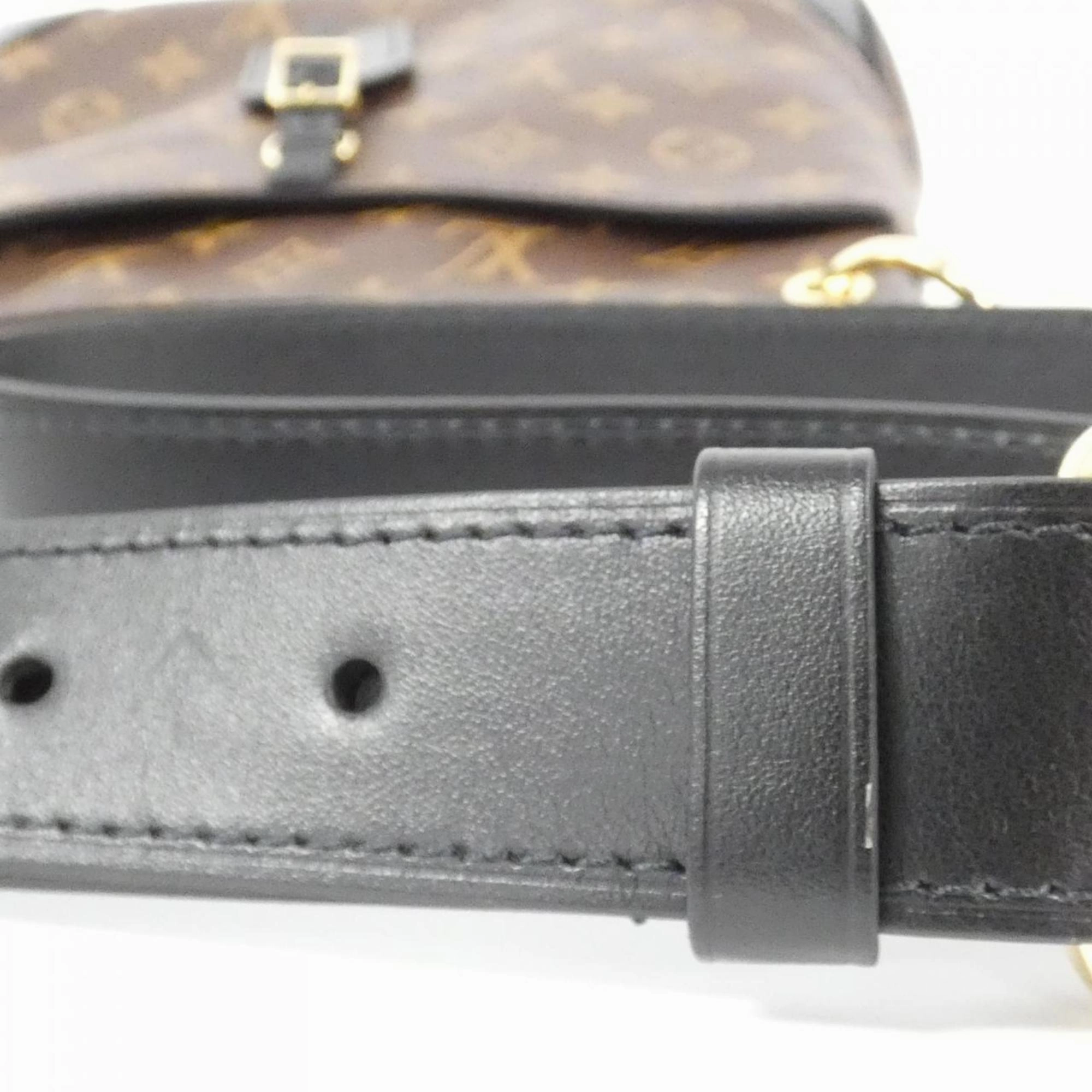 Louis Vuitton Odeon Canvas Shoulder Bag (Pre-Owned)