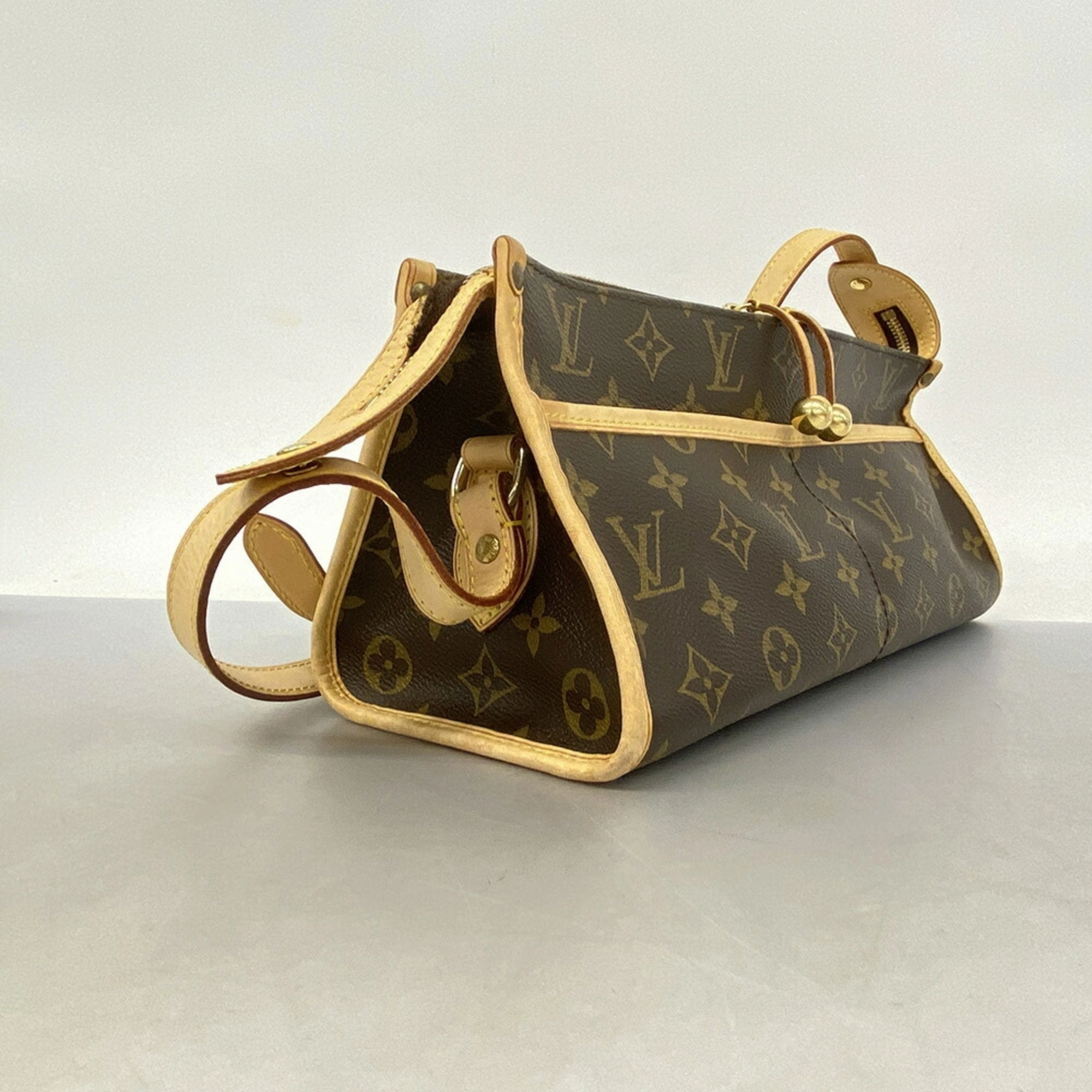 Louis Vuitton Popincourt  Canvas Shoulder Bag ()