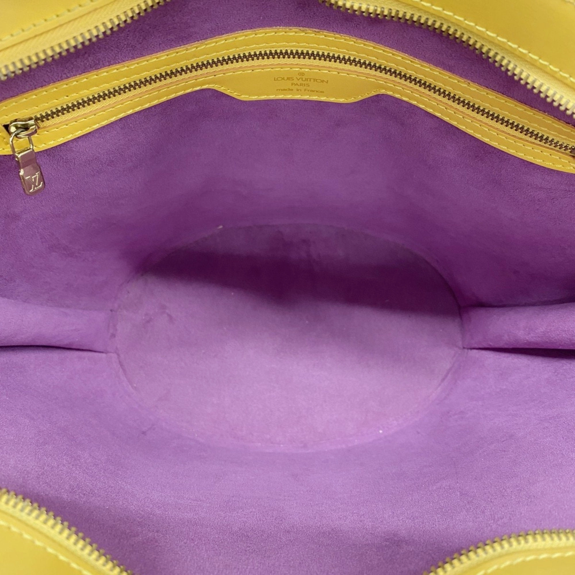 Louis Vuitton Shoulder Bag (Pre-Owned)