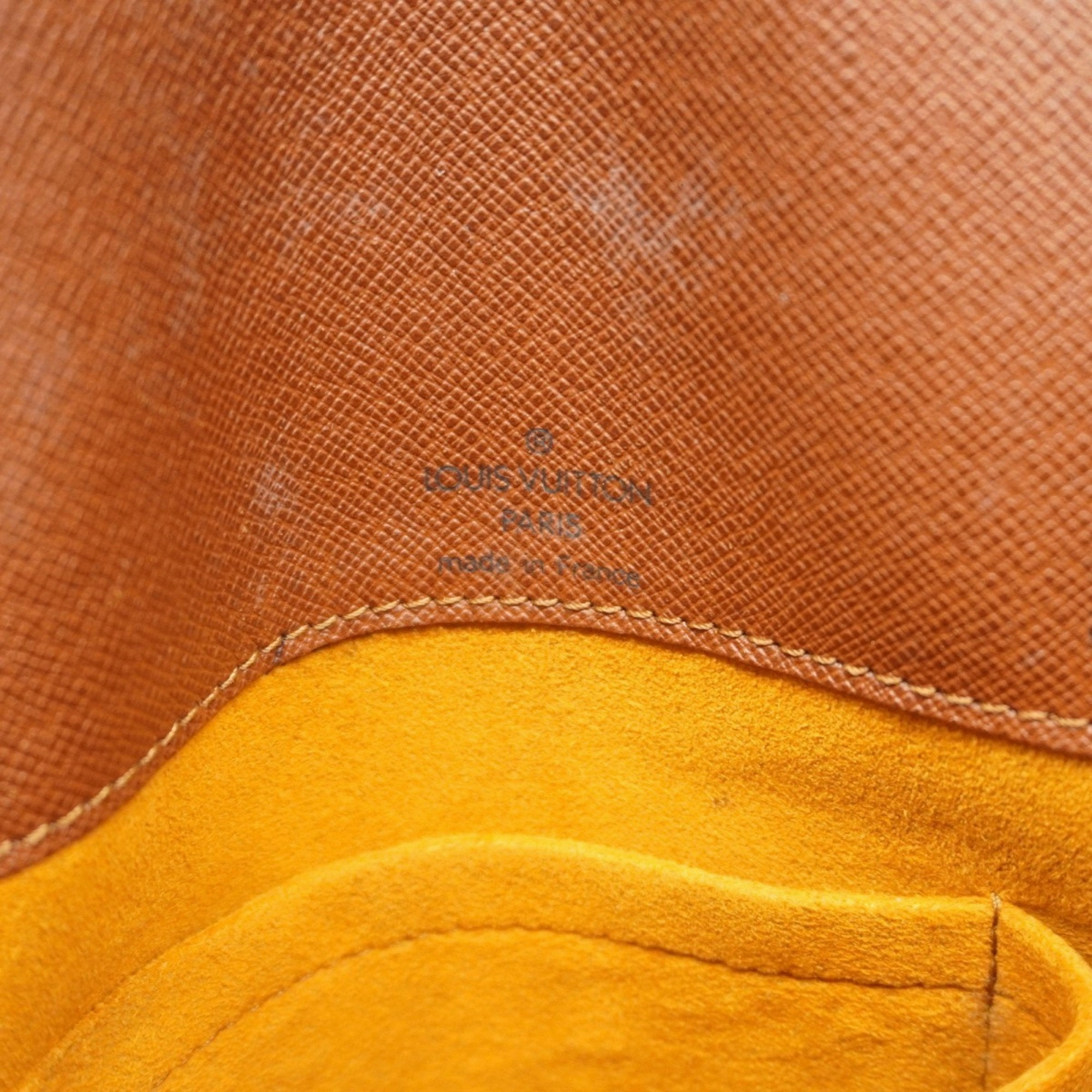 Louis Vuitton Shoulder Bag (Pre-Owned)