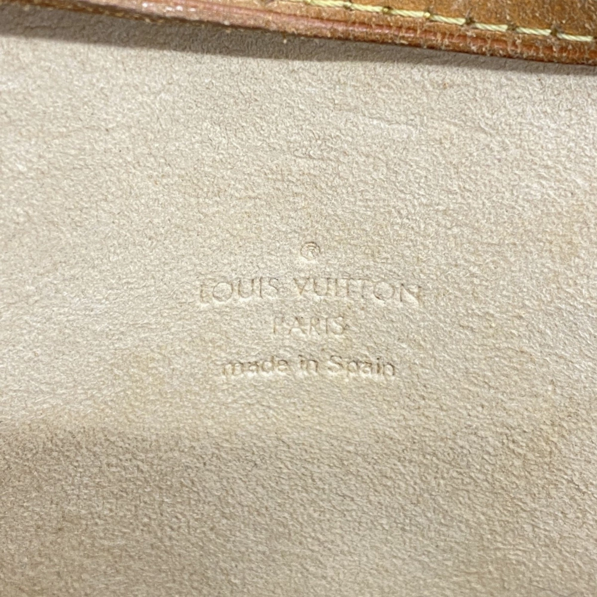 Louis Vuitton Shoulder Bag (Pre-Owned)