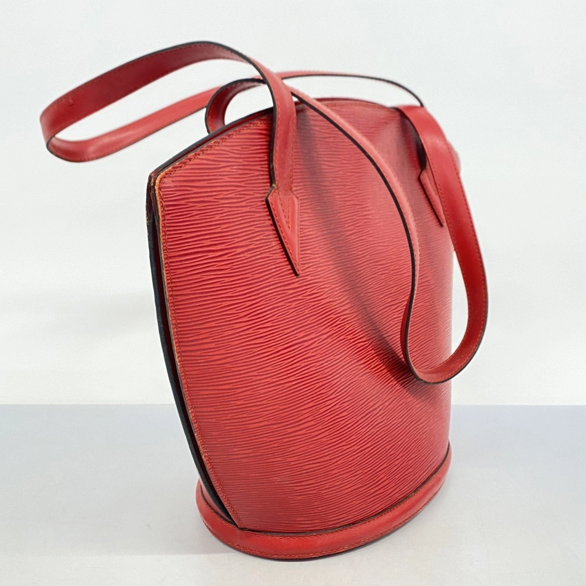 Louis Vuitton Shoulder Bag (Pre-Owned)