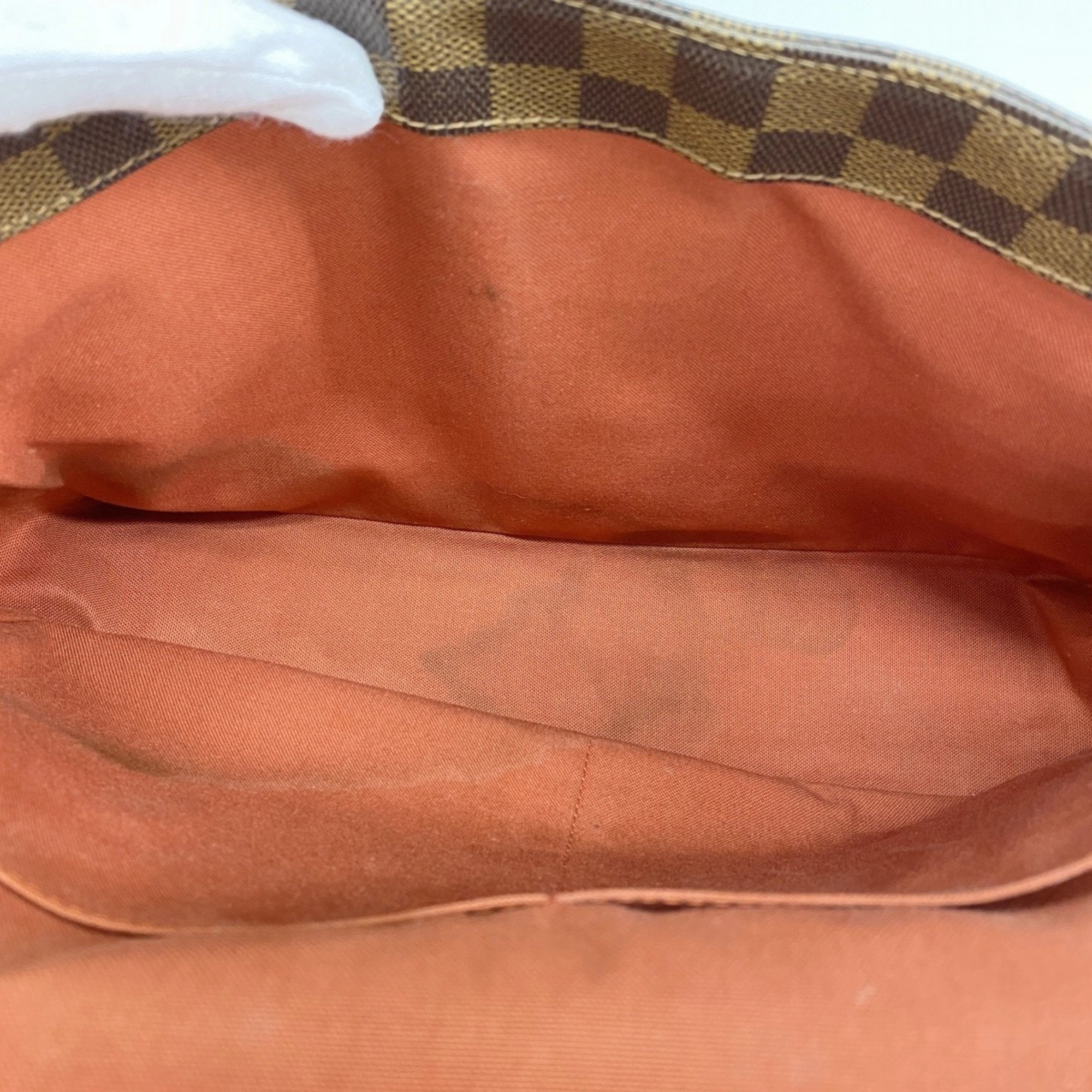 Louis Vuitton Shoulder Bag (Pre-Owned)