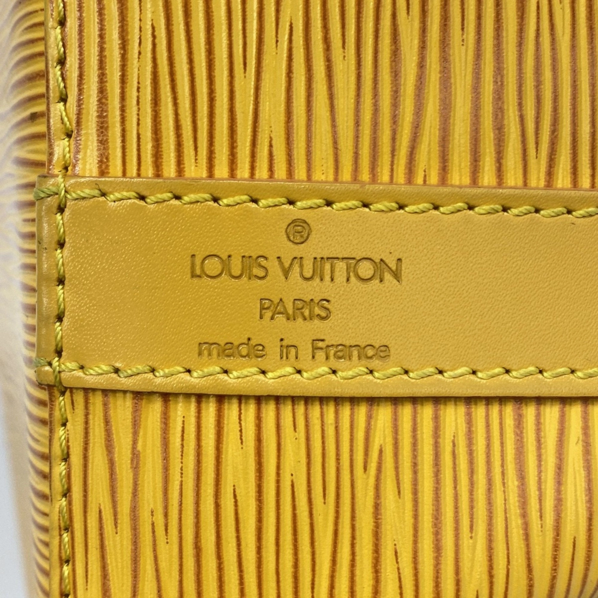 Louis Vuitton Shoulder Bag (Pre-Owned)