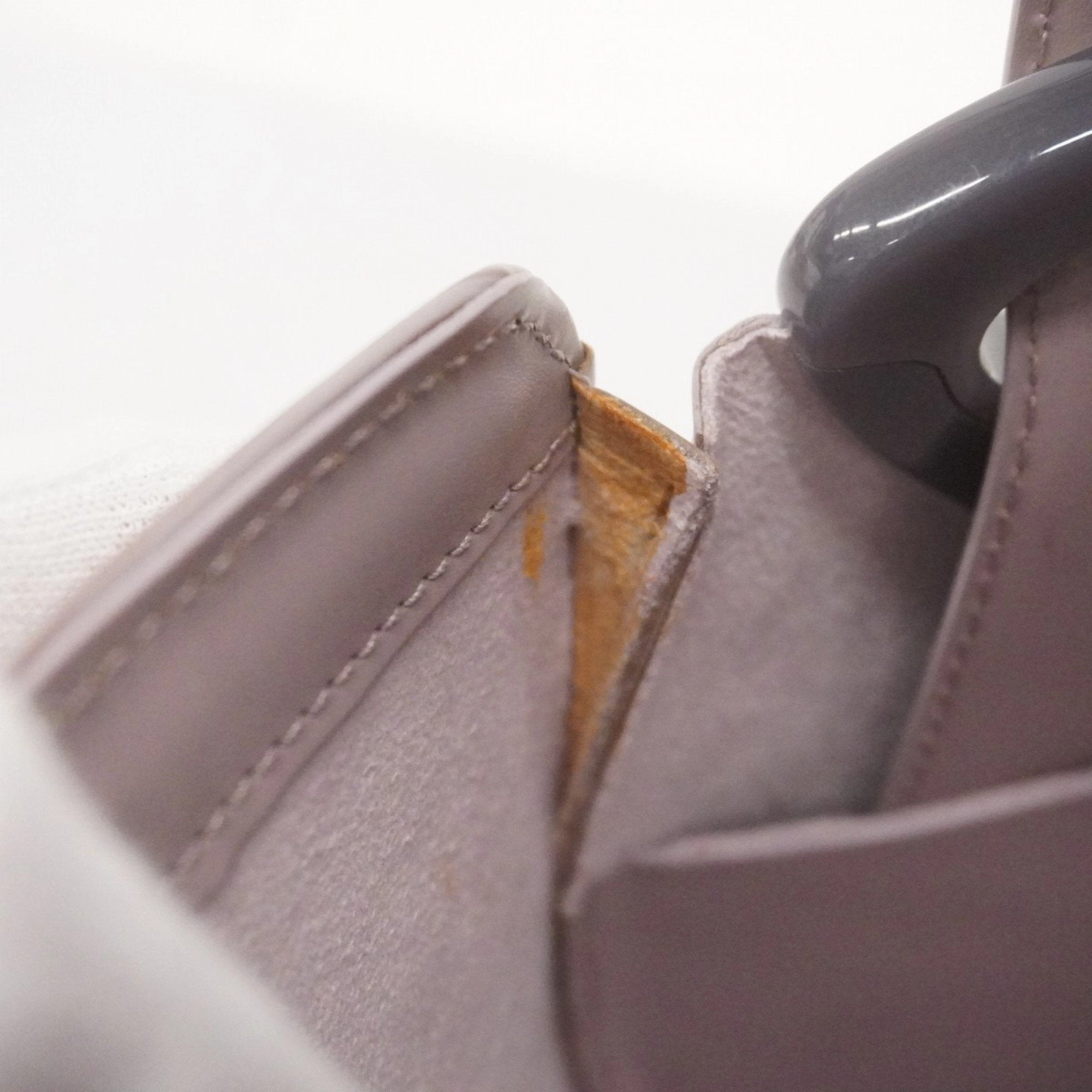 Louis Vuitton Shoulder Bag (Pre-Owned)
