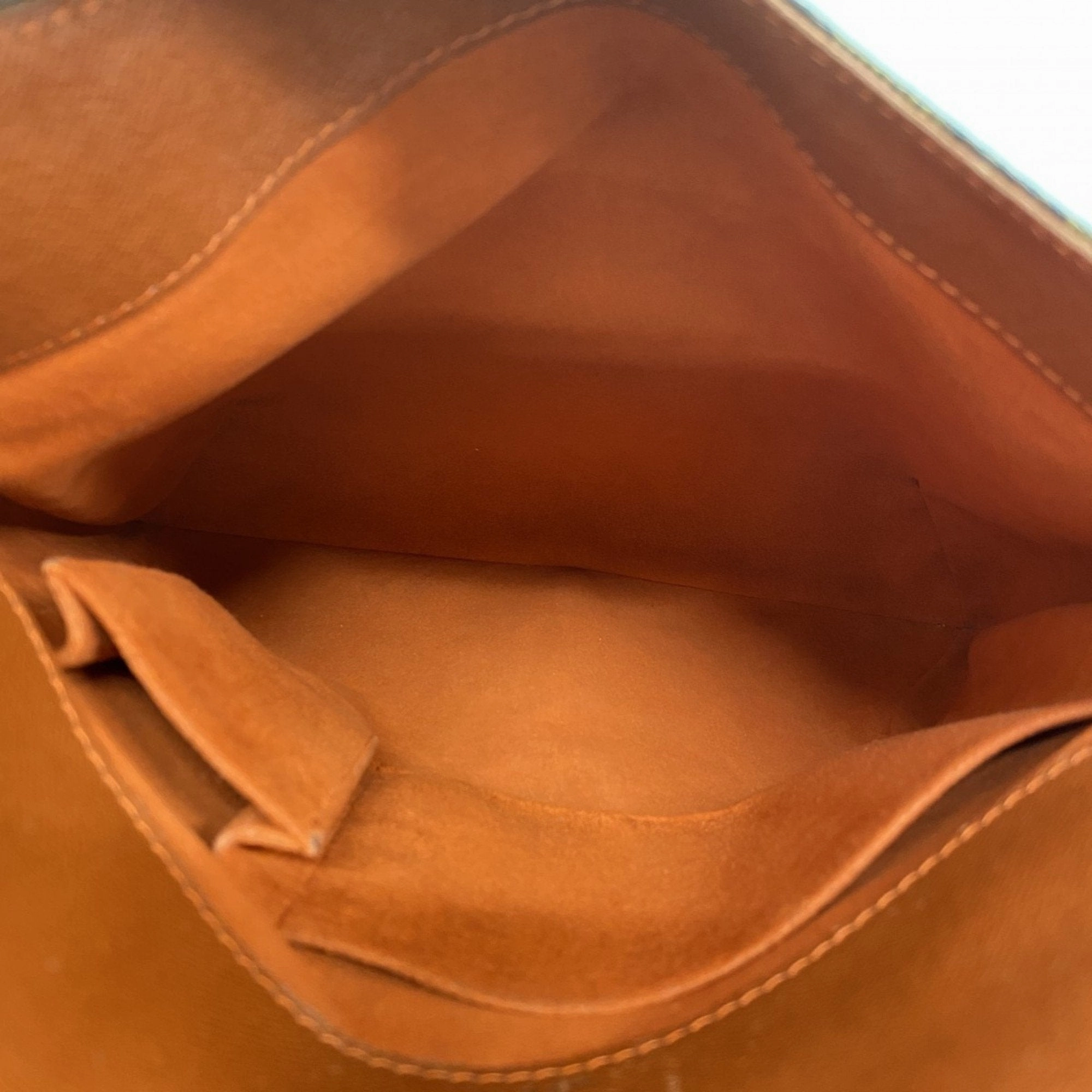 Louis Vuitton Shoulder Bag (Pre-Owned)