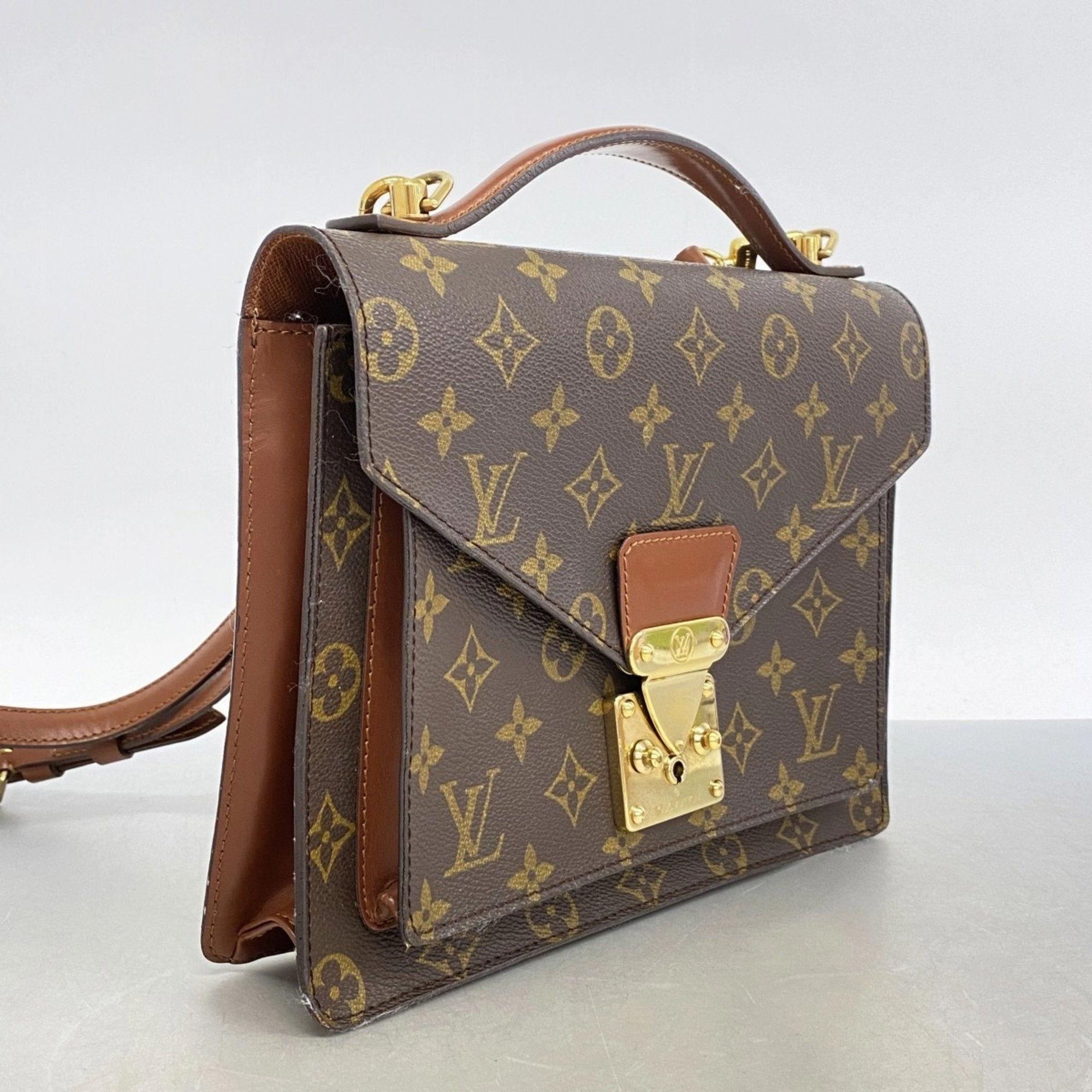 Louis Vuitton Shoulder Bag (Pre-Owned)