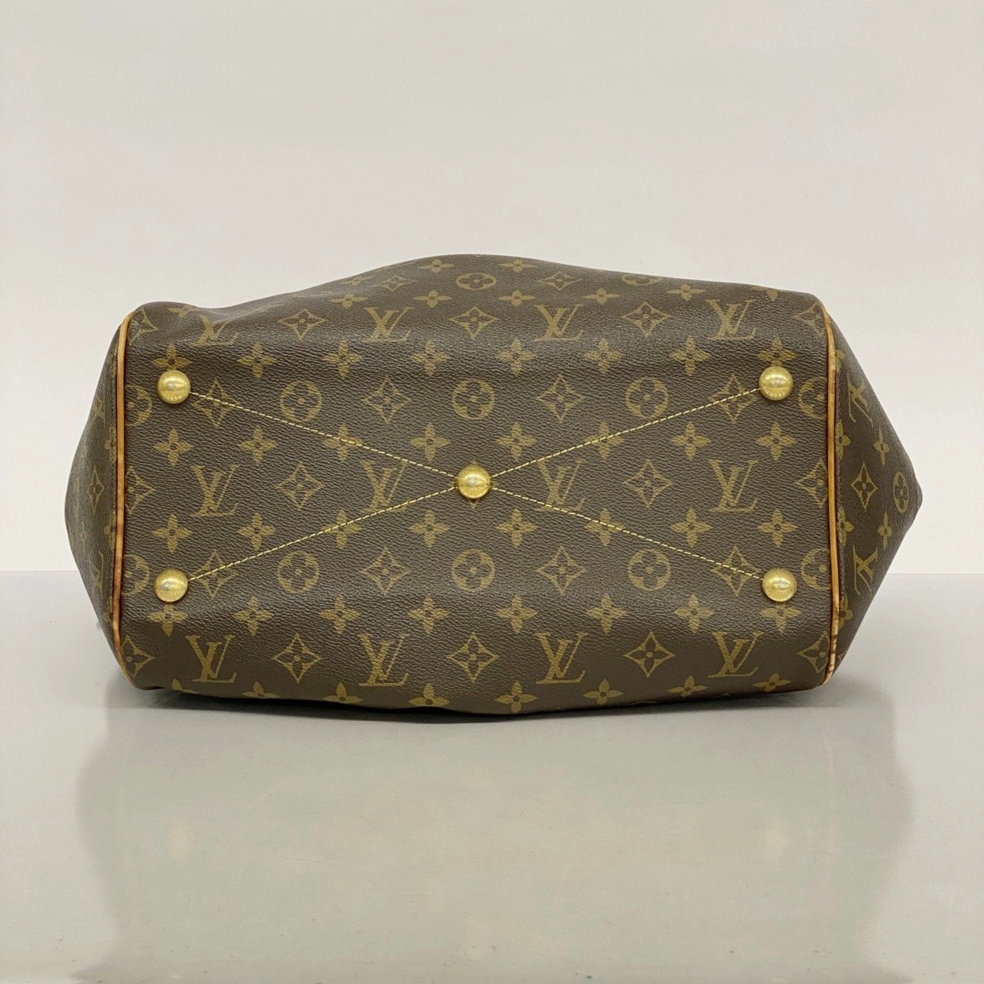 Louis Vuitton Shoulder Bag (Pre-Owned)