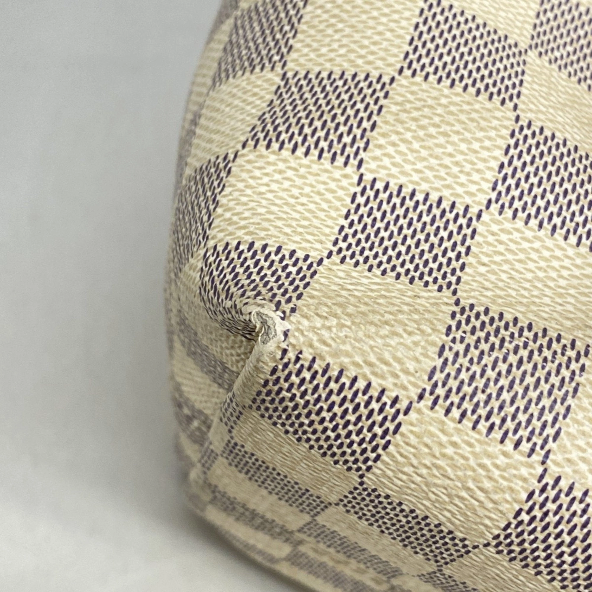 Louis Vuitton Tote Bag (Pre-Owned)