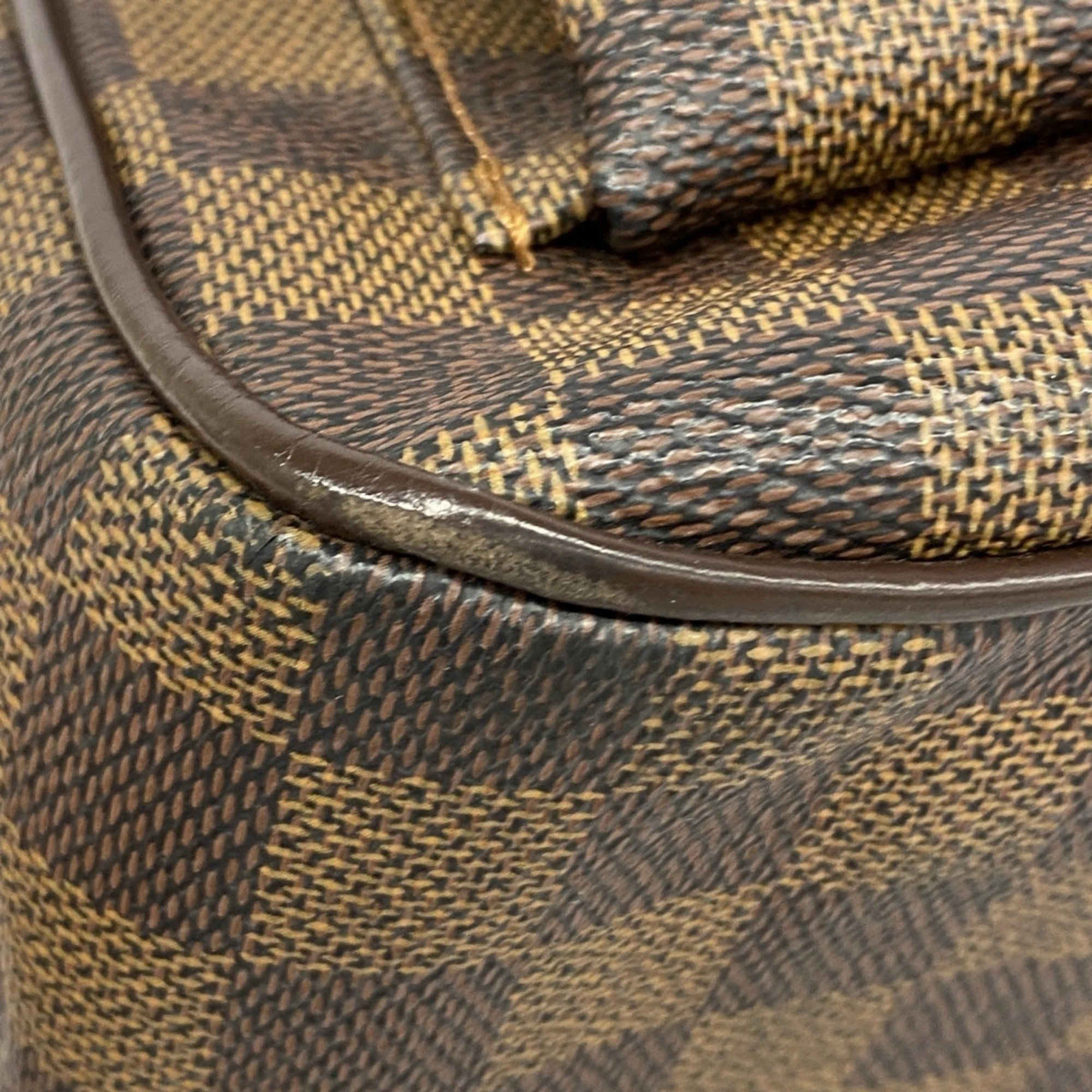 Louis Vuitton Tote Bag (Pre-Owned)