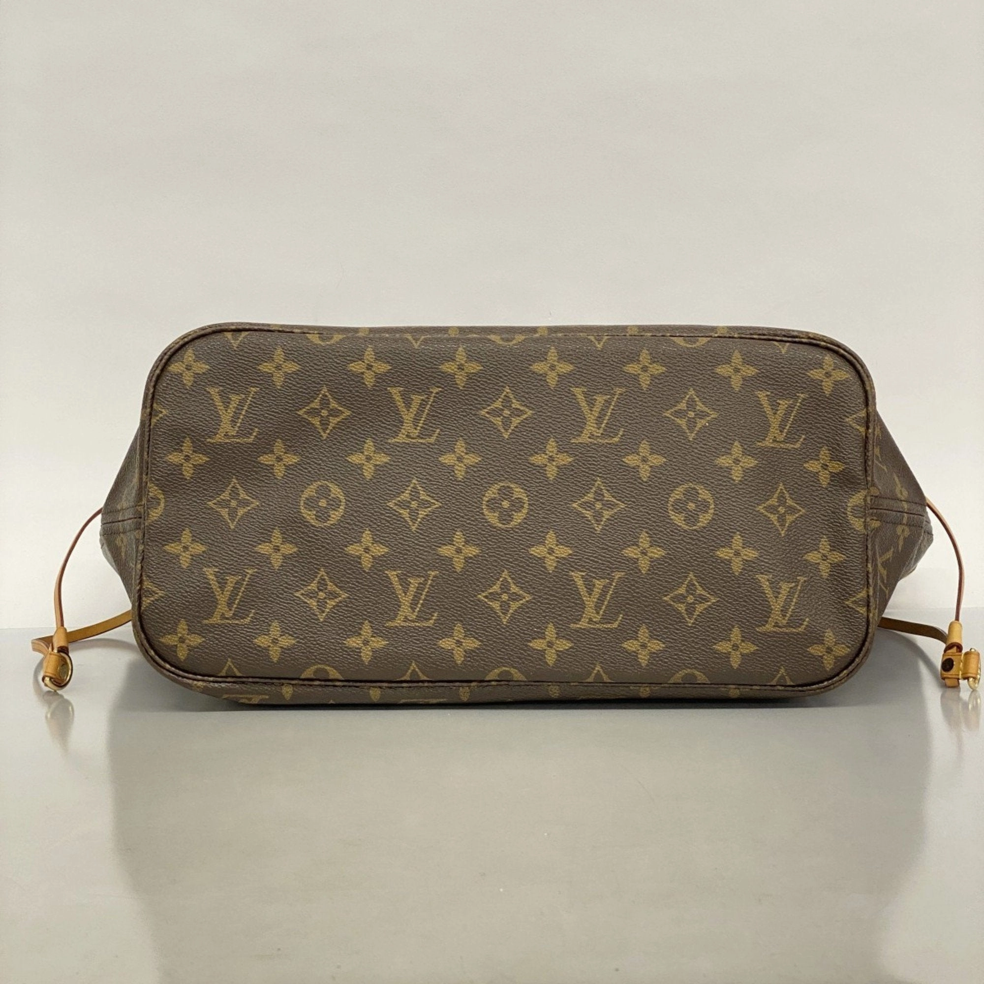 Louis Vuitton Tote Bag (Pre-Owned)