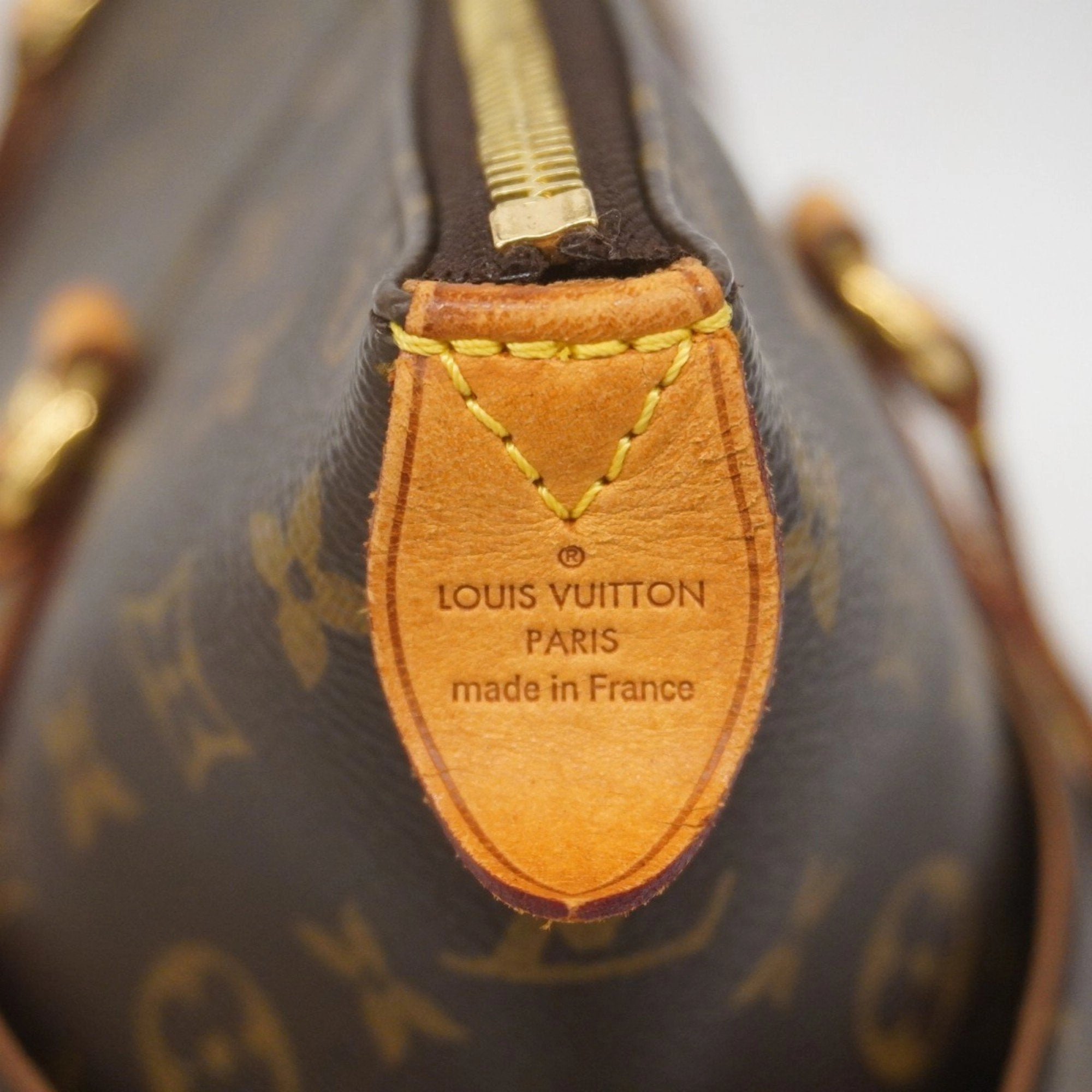 Louis Vuitton Tote Bag (Pre-Owned)