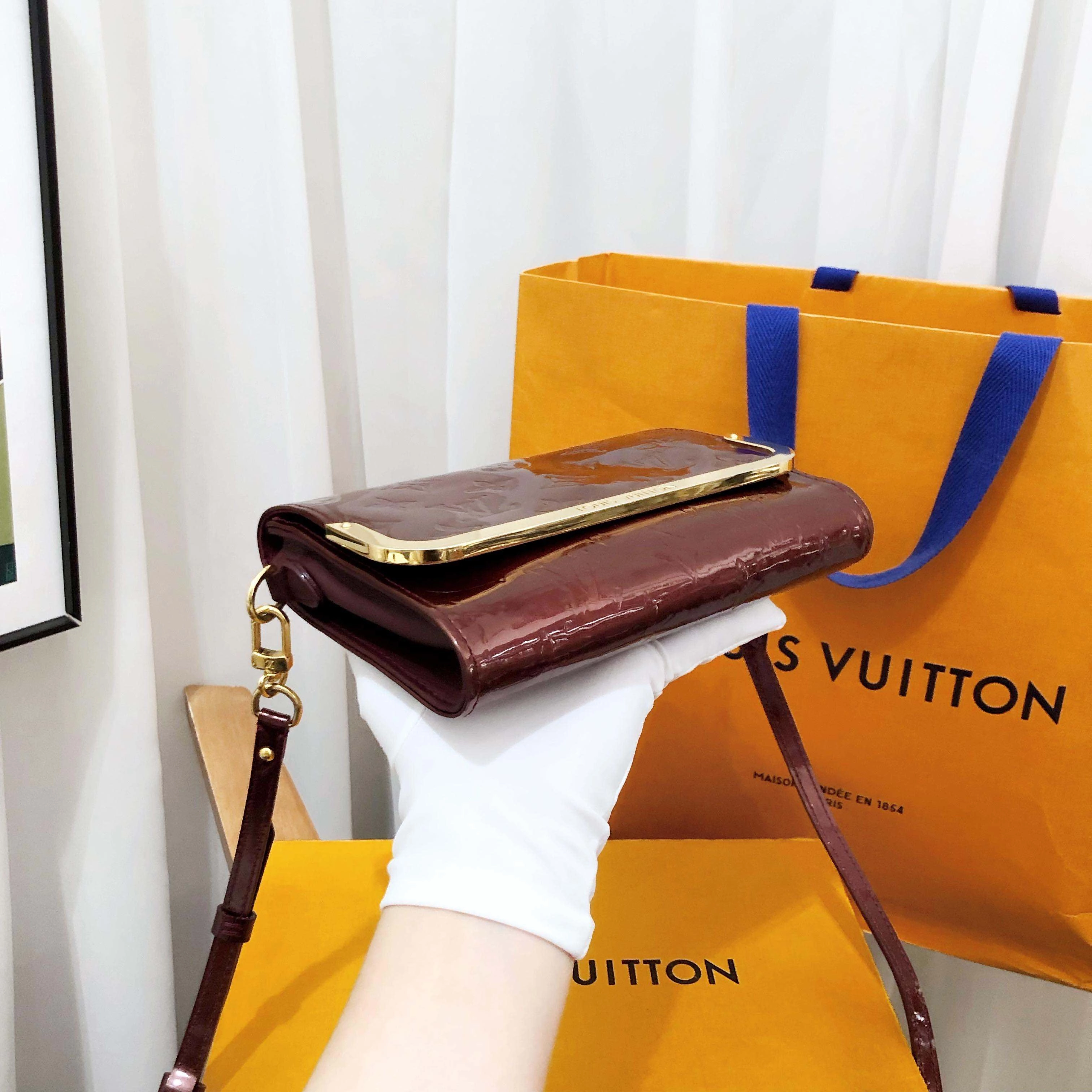 Louis Vuitton Vernis Amarante Shoulder Bag