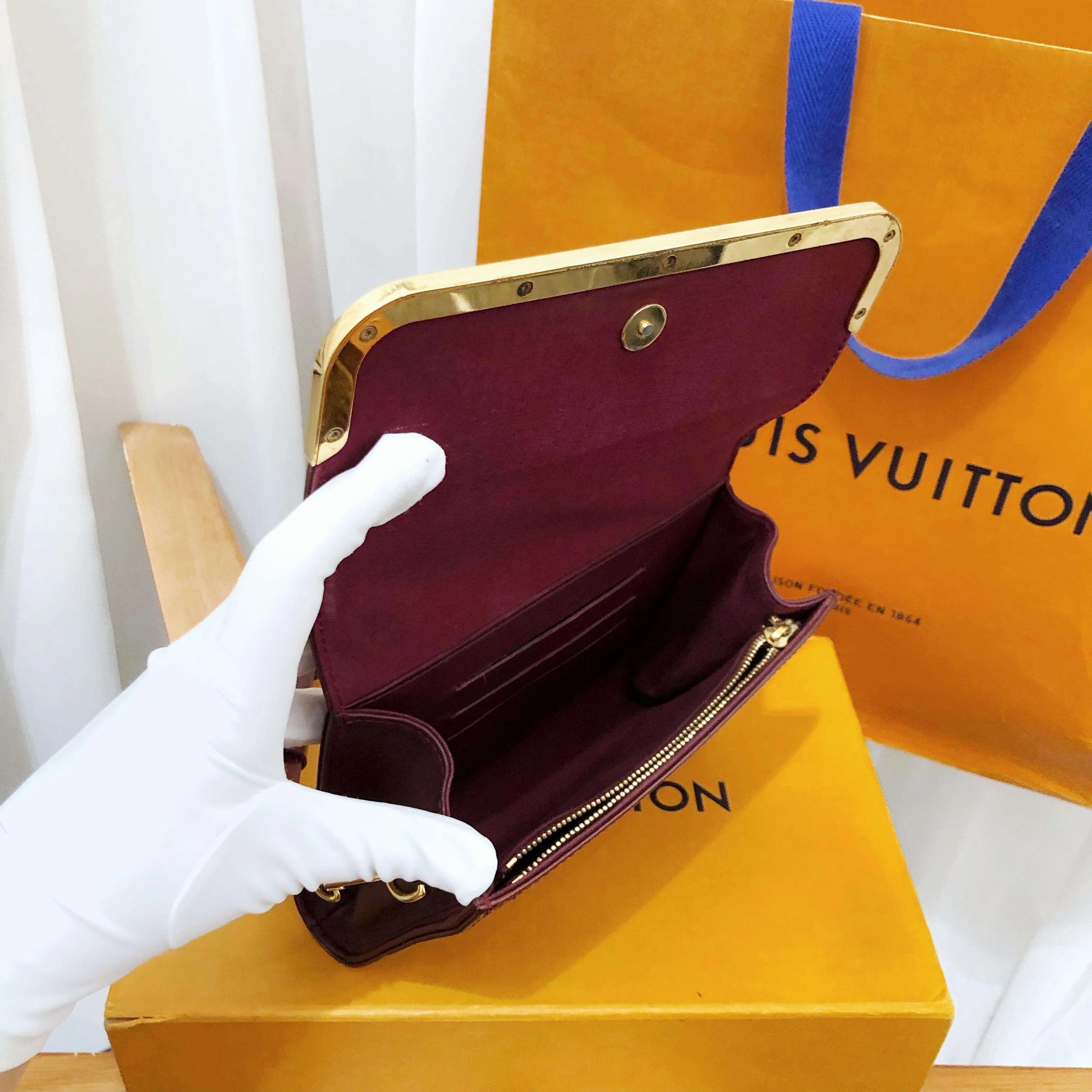 Louis Vuitton Vernis Amarante Shoulder Bag