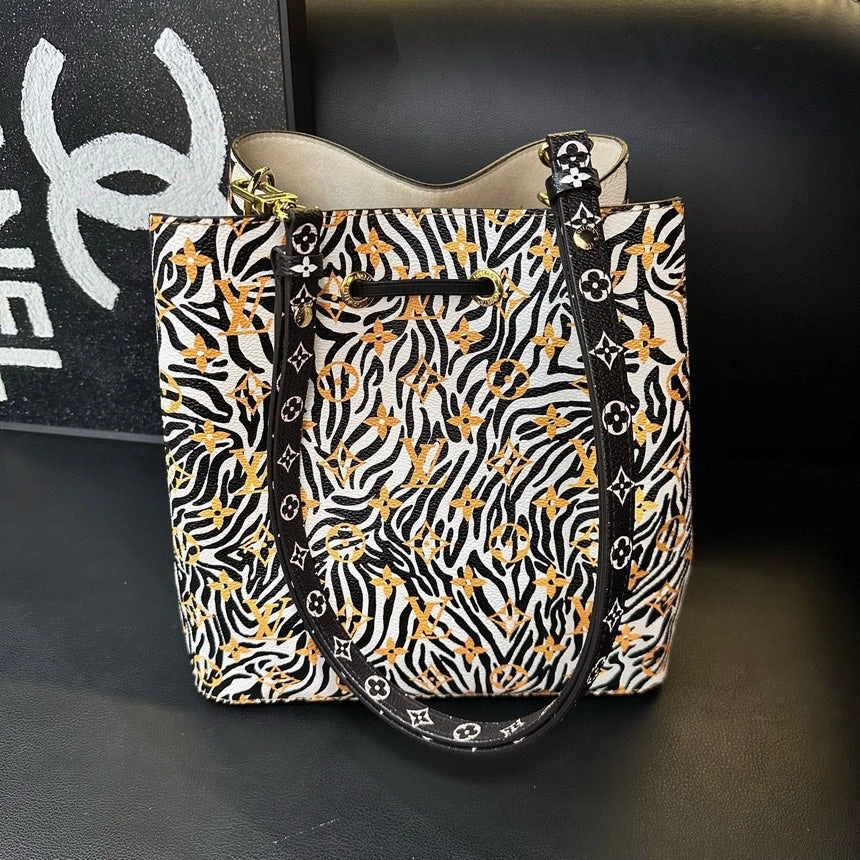 Lv Zebra Pattern Jungle Limited Edition Bucket Shoulder Bag White