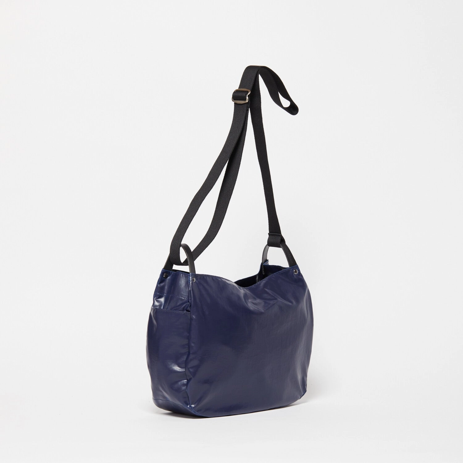 Mael Medium Crossbody Bag