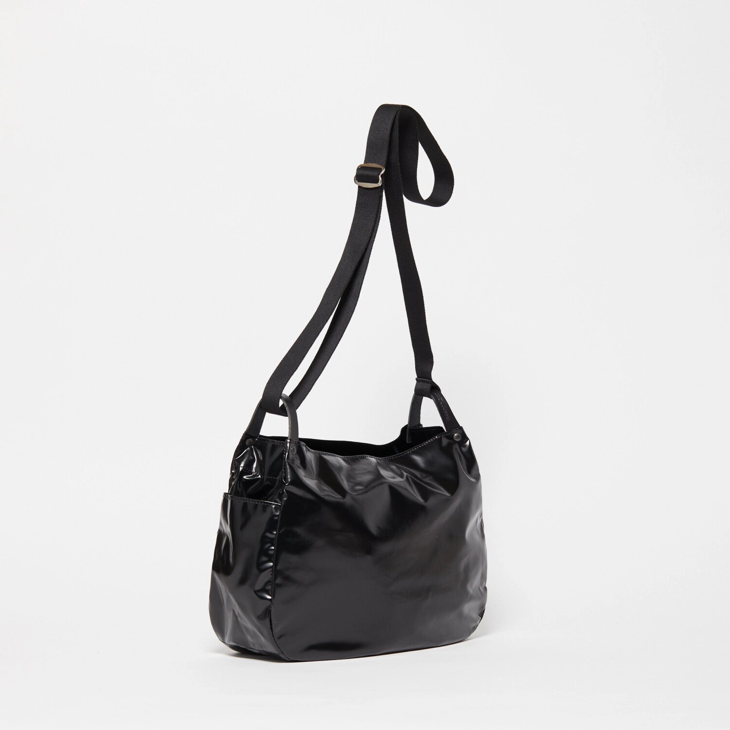 Mael Medium Crossbody Bag