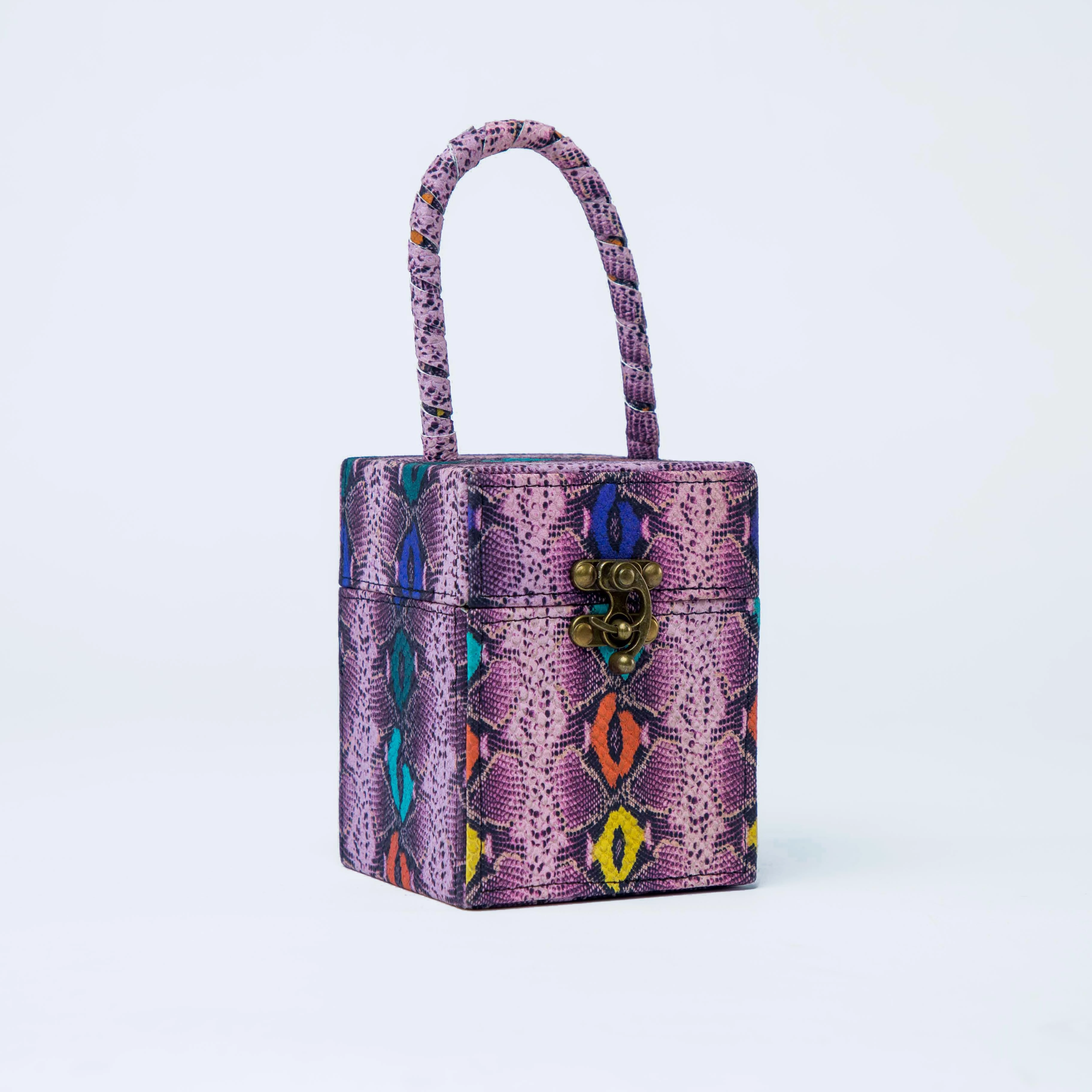 Manhattan Medium Box Bag