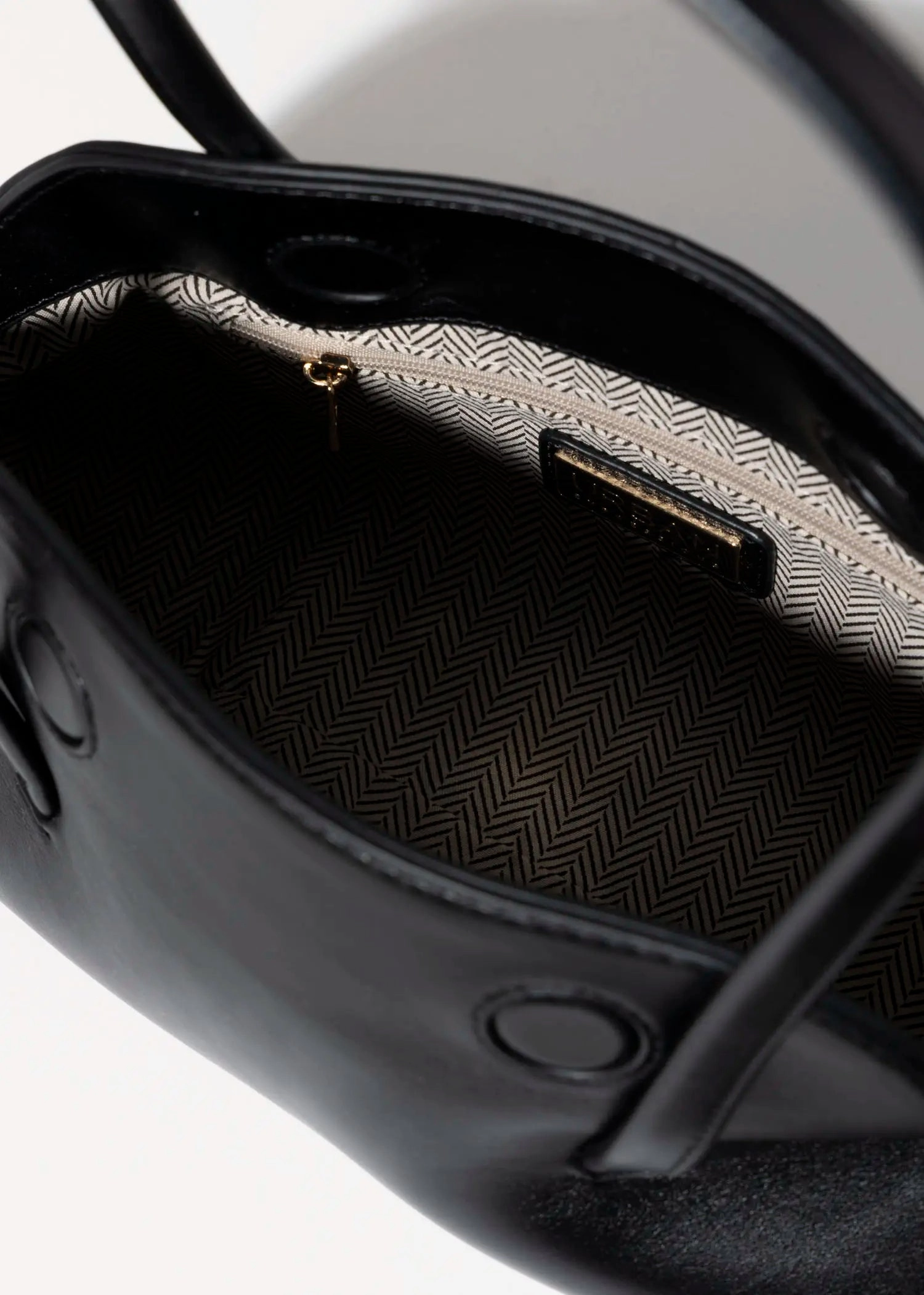 Merlinda Shoulder Bag