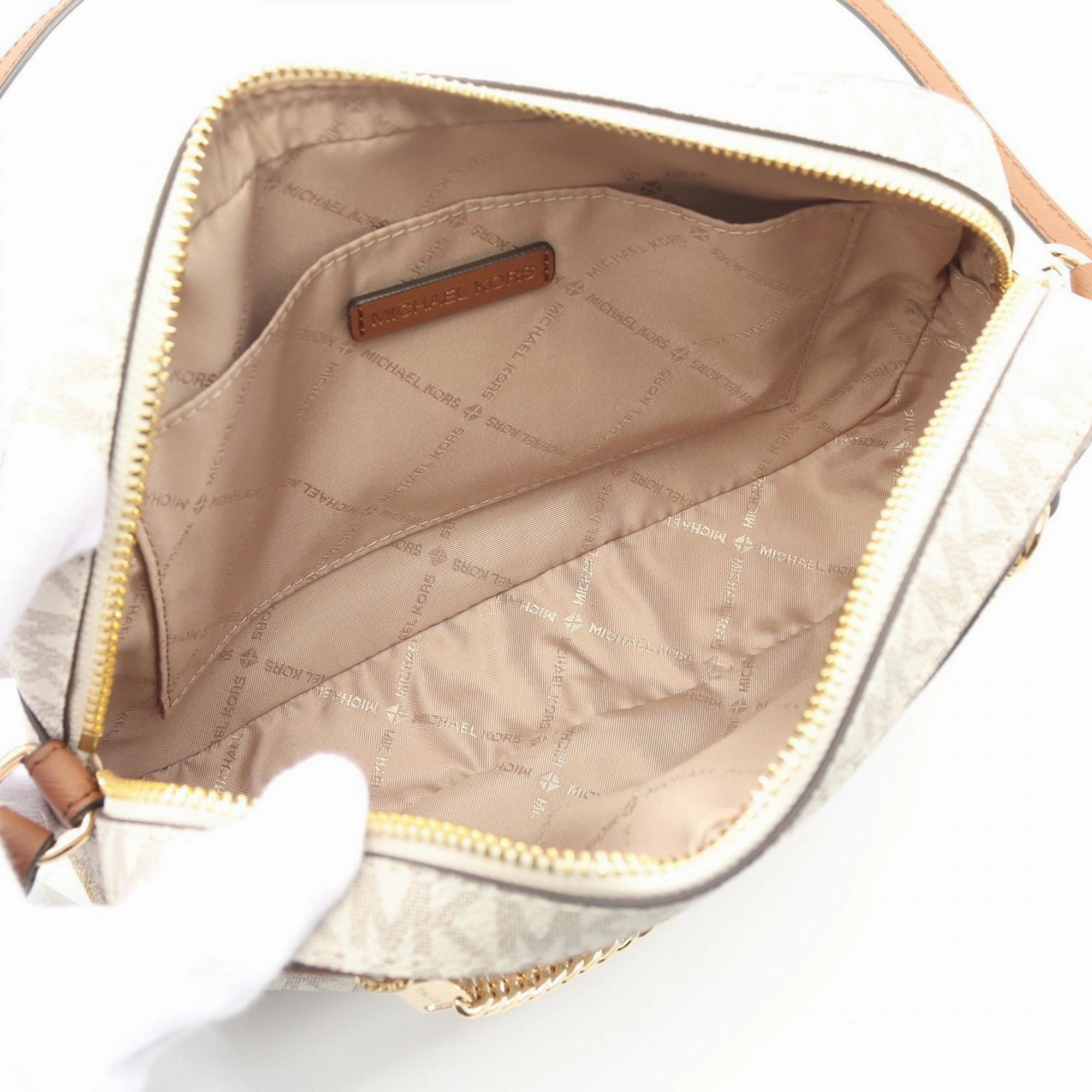 Michael Kors   Coated Canvas Leather Shoulder Bag (Pre-Owned)
