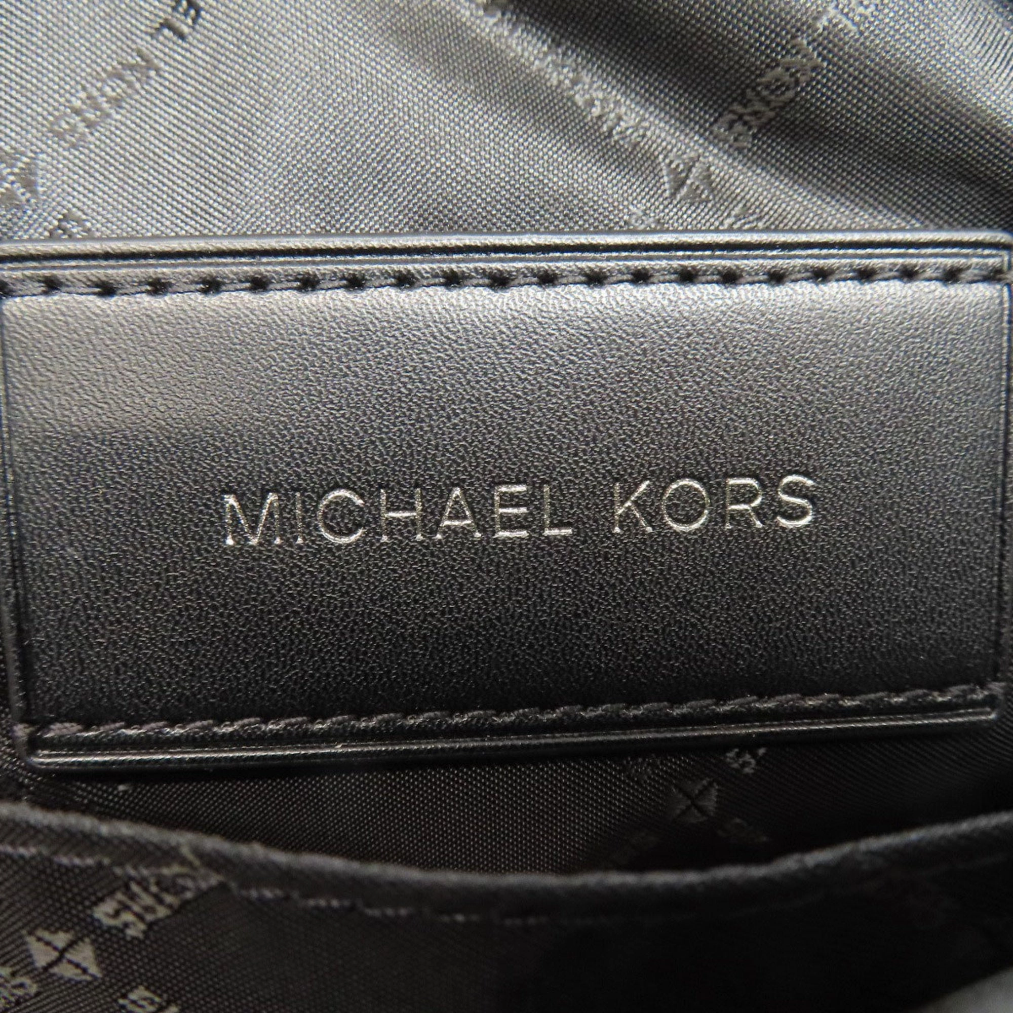 Michael Kors  Leather Shoulder Bag (Pre-Owned)