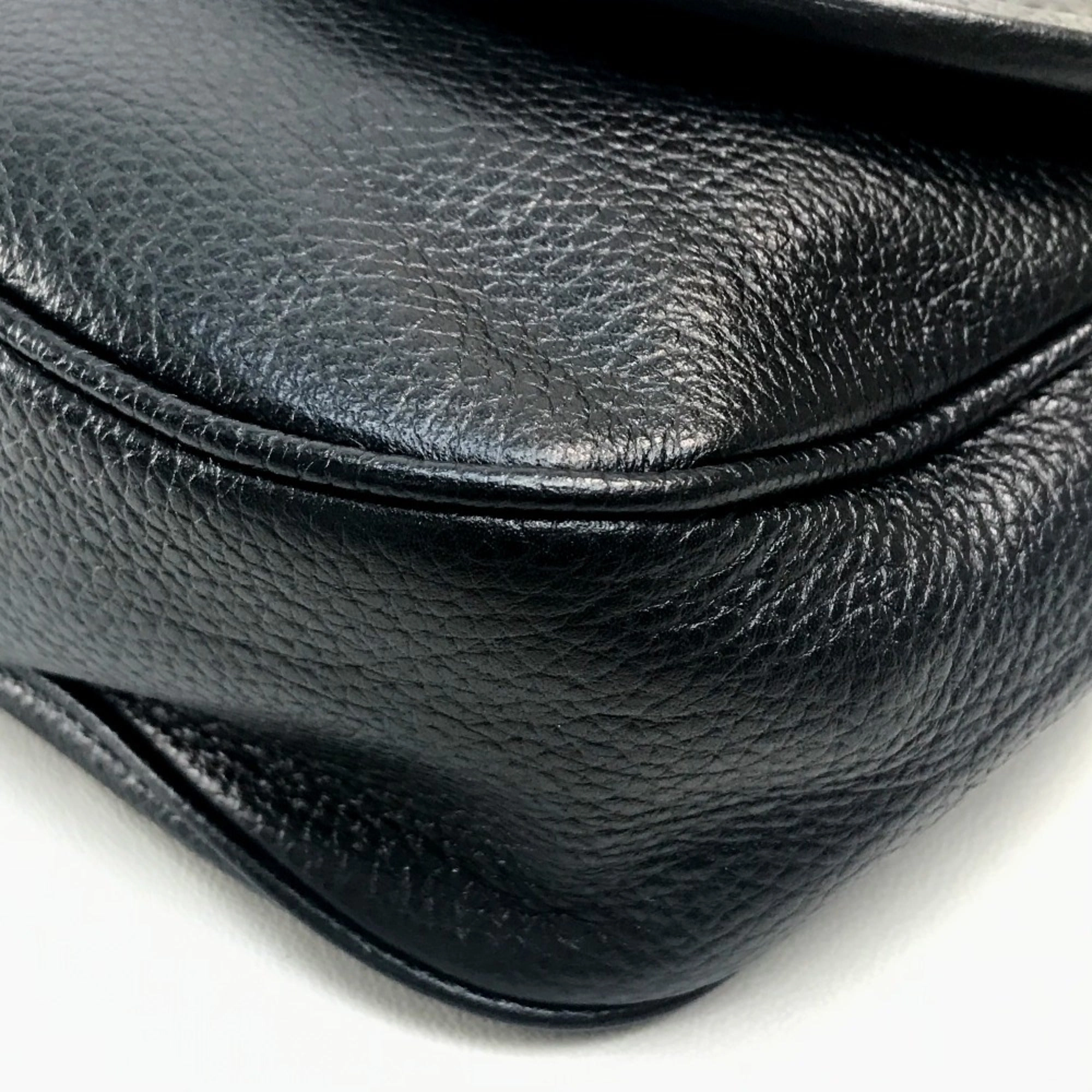 Michael Kors  Leather Shoulder Bag (Pre-Owned)