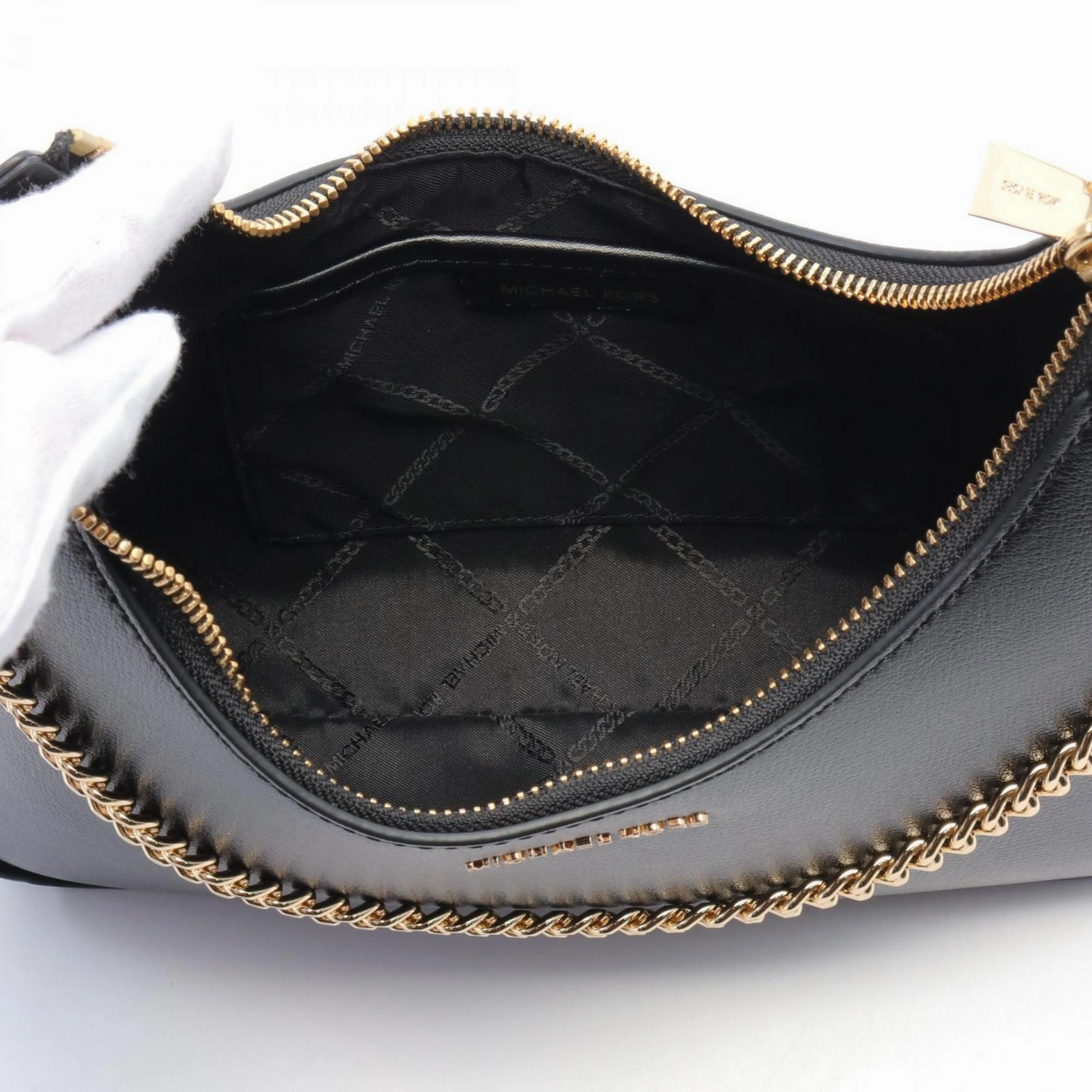 Michael Kors Leather Shoulder Bag (Pre-Owned)