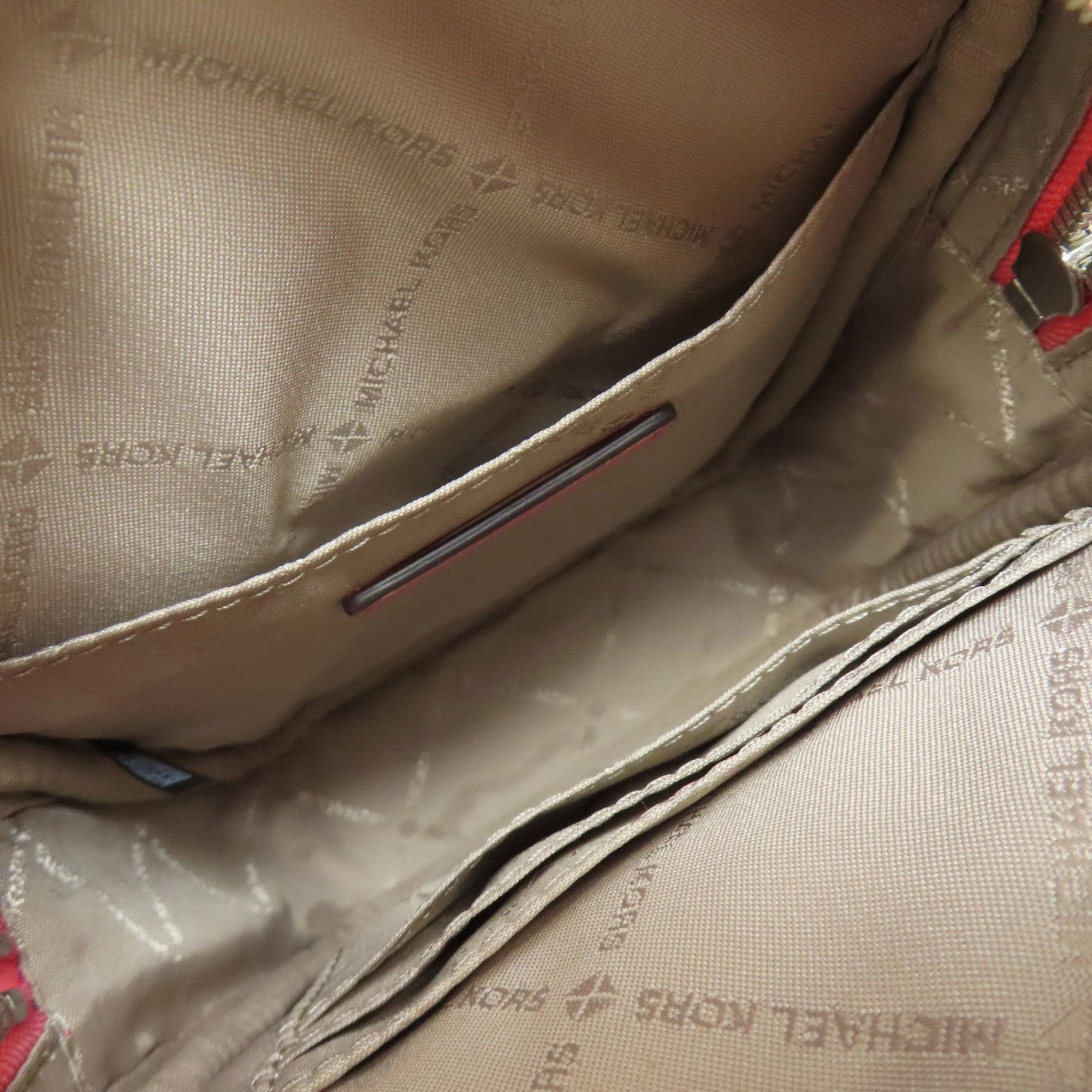 Michael Kors Leather Shoulder Bag (Pre-Owned)