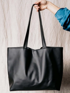 Midi Grape Leather Vegan Tote Bag | Black