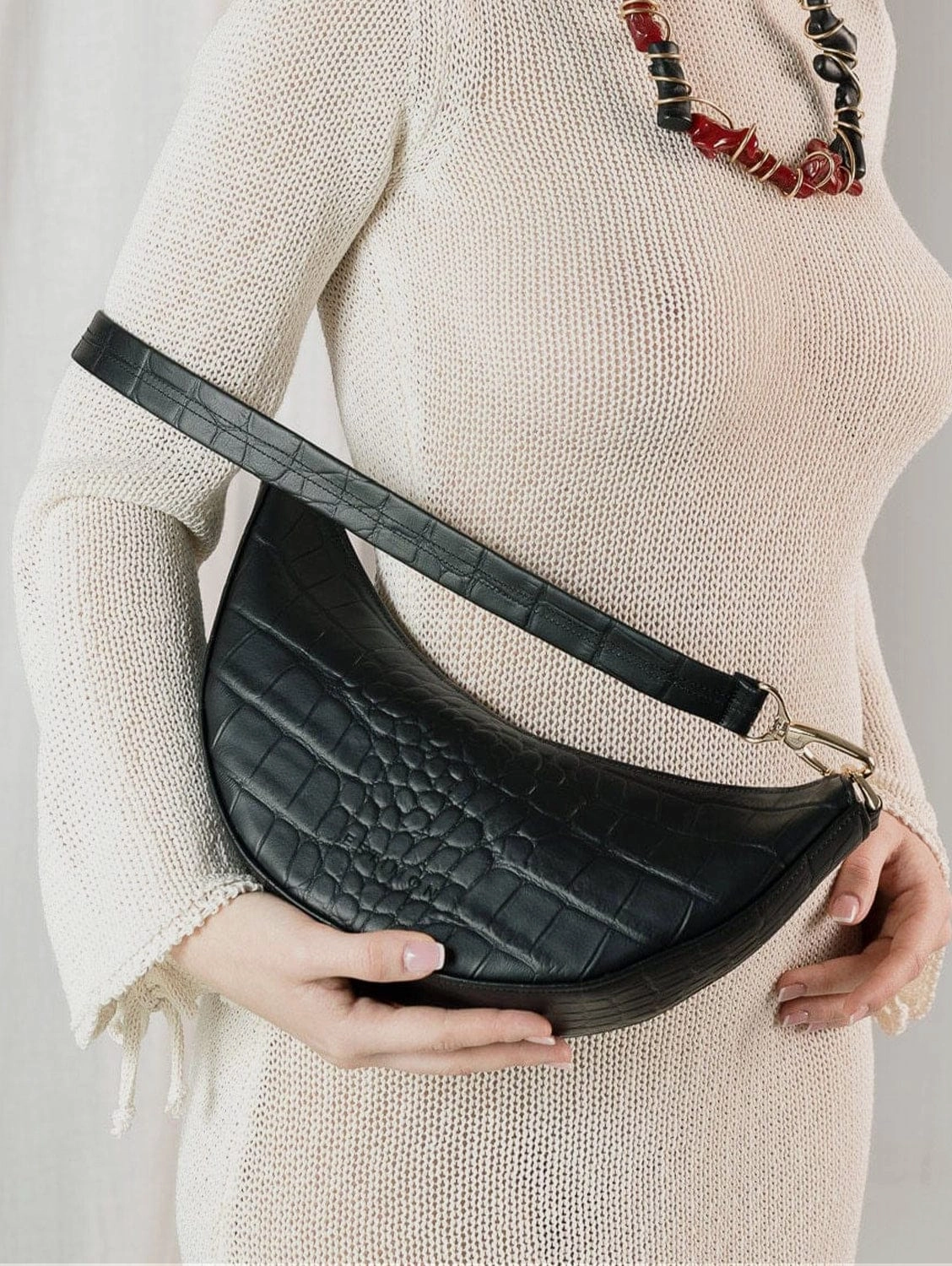 Mini Hobo Corn Leather Vegan Bag | Black Croco