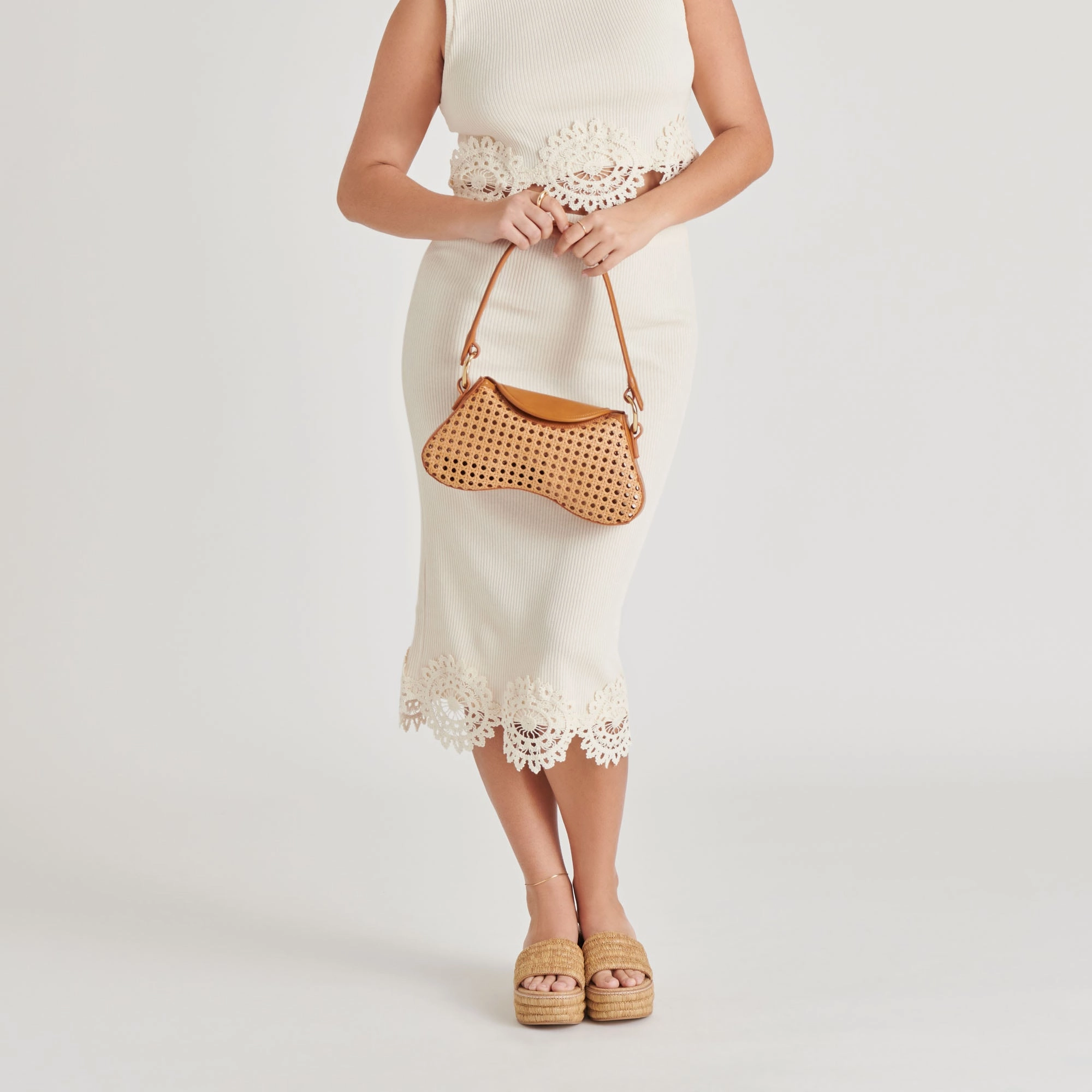 MOLENE SHOULDER BAG TAN CANE