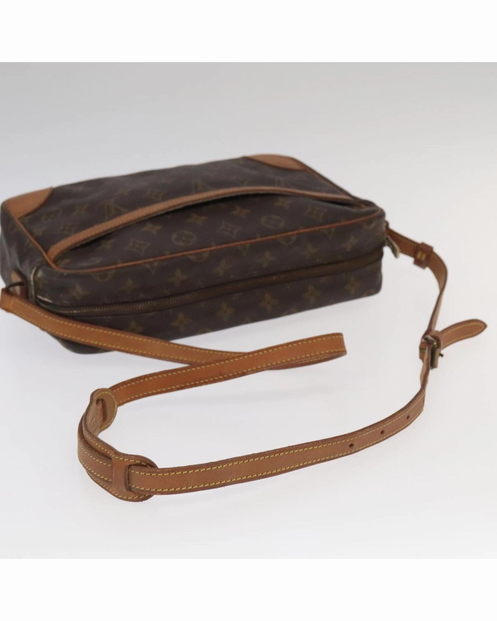 Monogram Canvas Trocadero Shoulder Bag