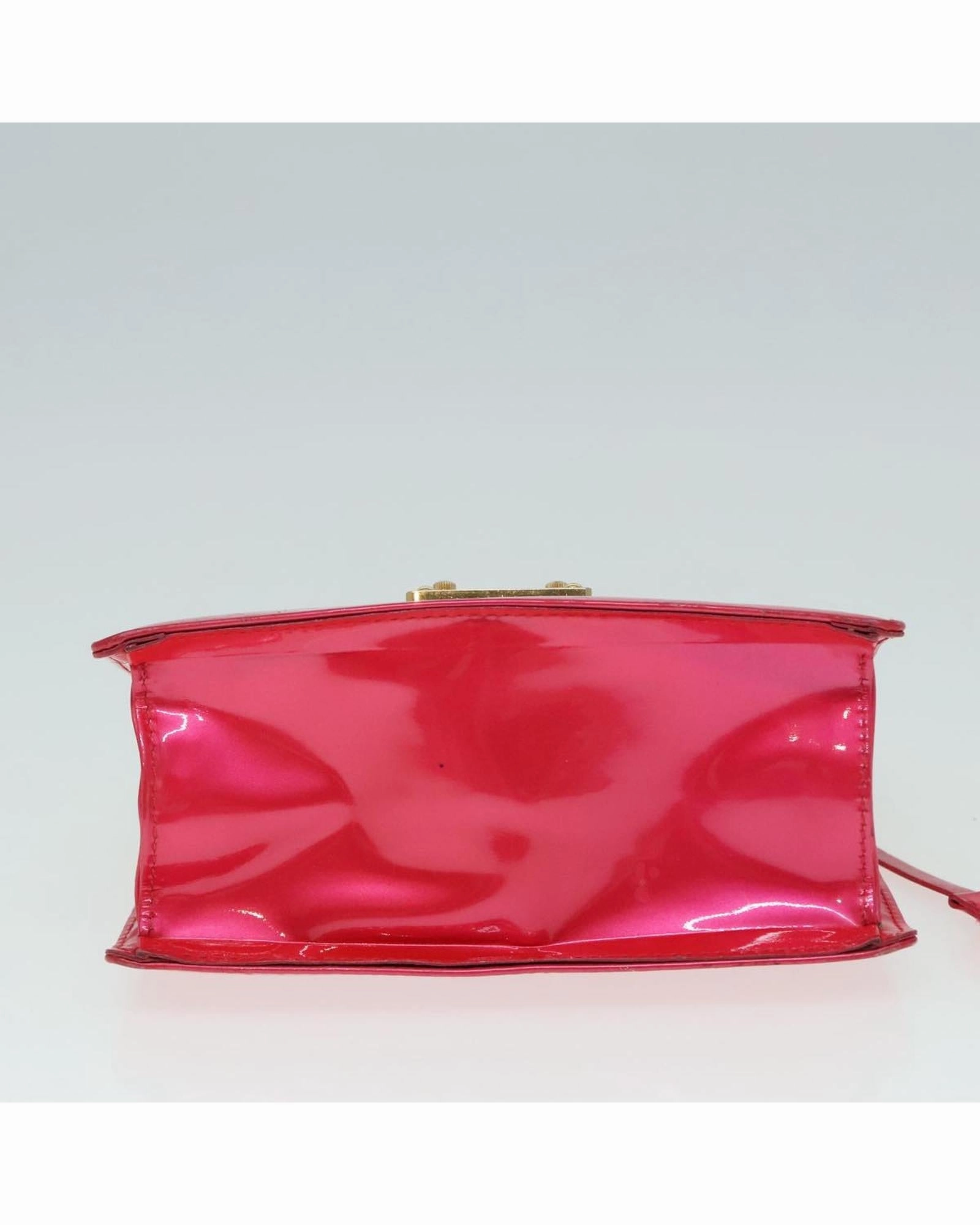 Monogram Vernis Lockit Shoulder Bag