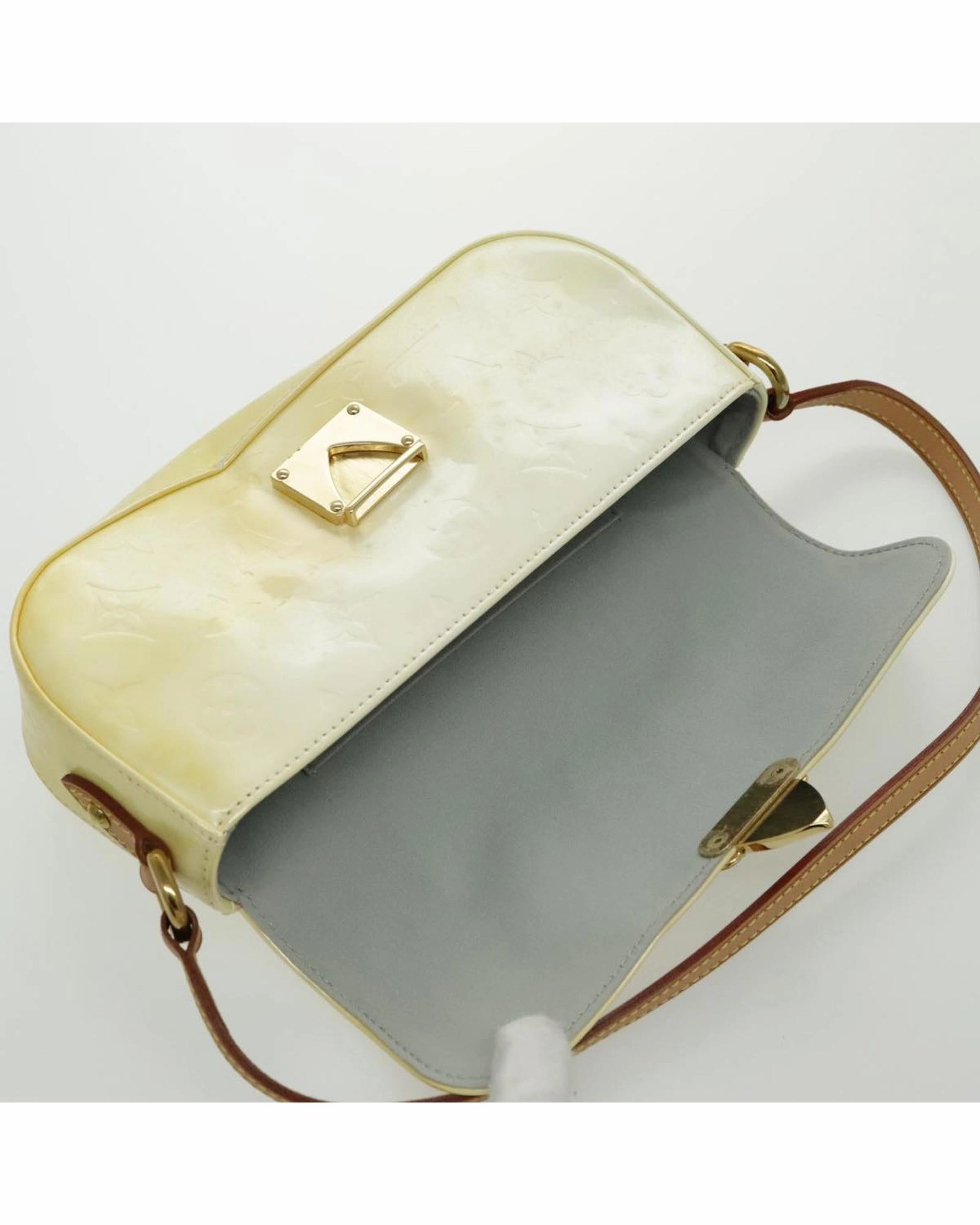 Monogram Vernis M91325 Shoulder Bag