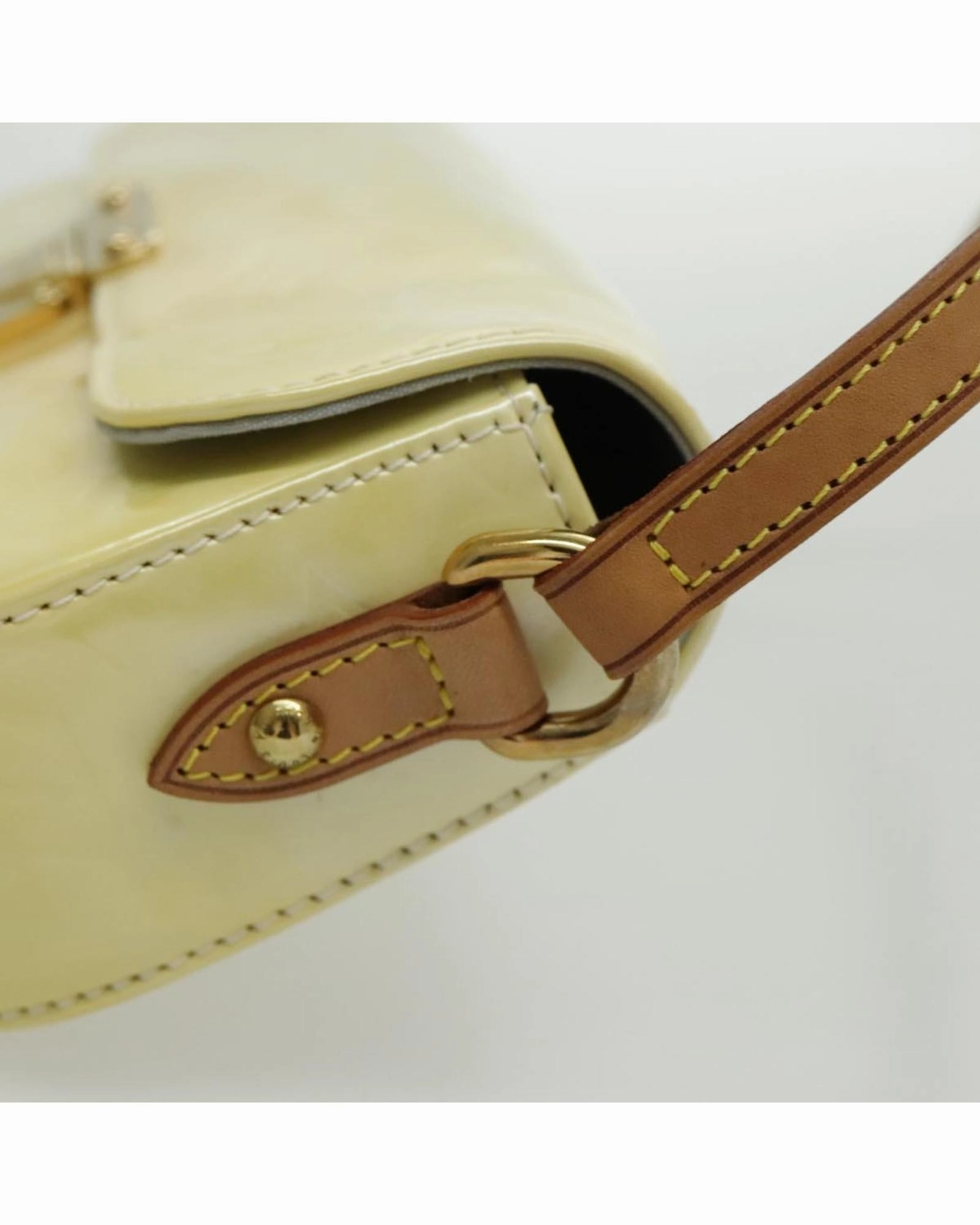 Monogram Vernis M91325 Shoulder Bag