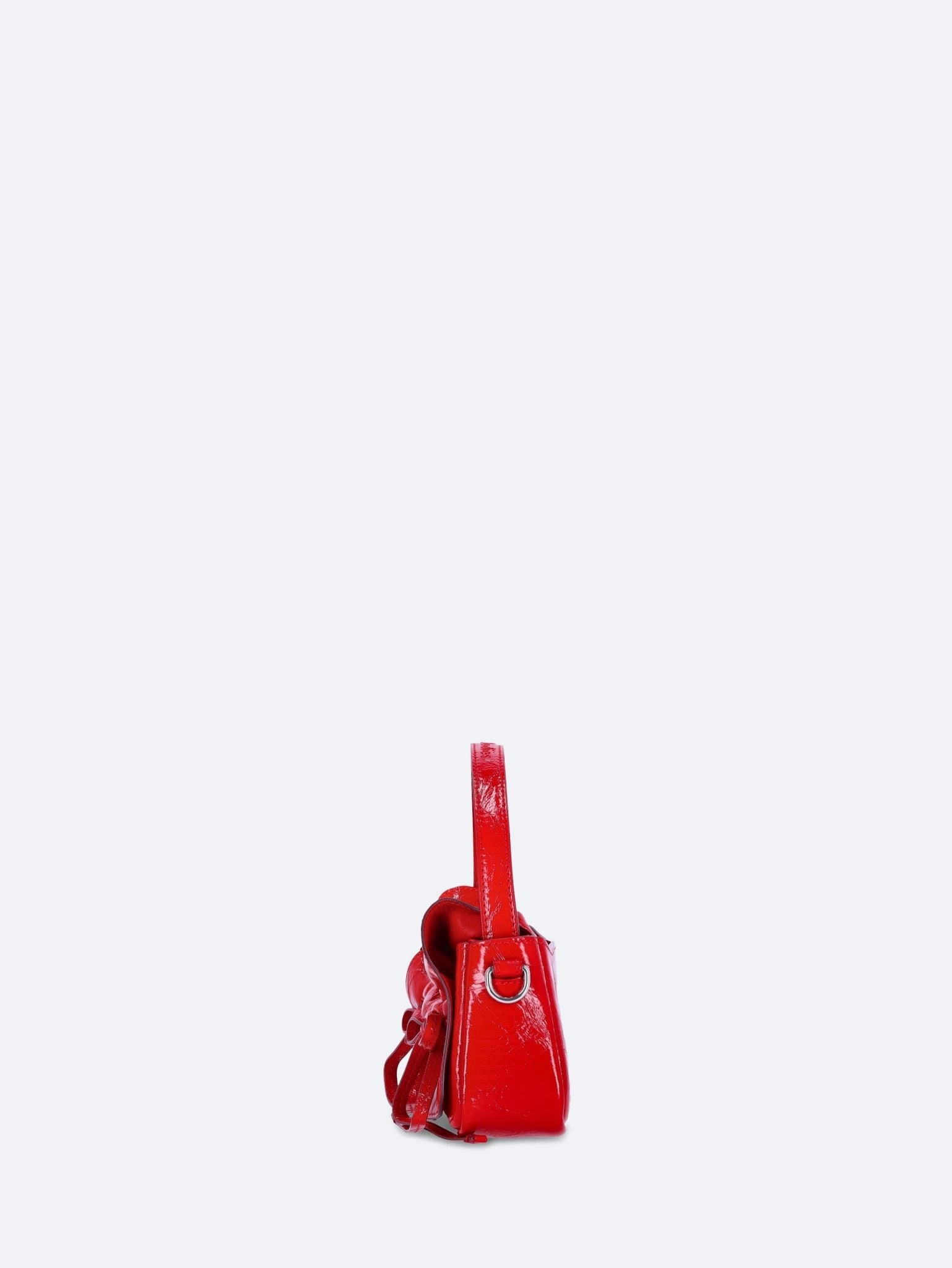 Multipocket micro crinkled patent leather bag